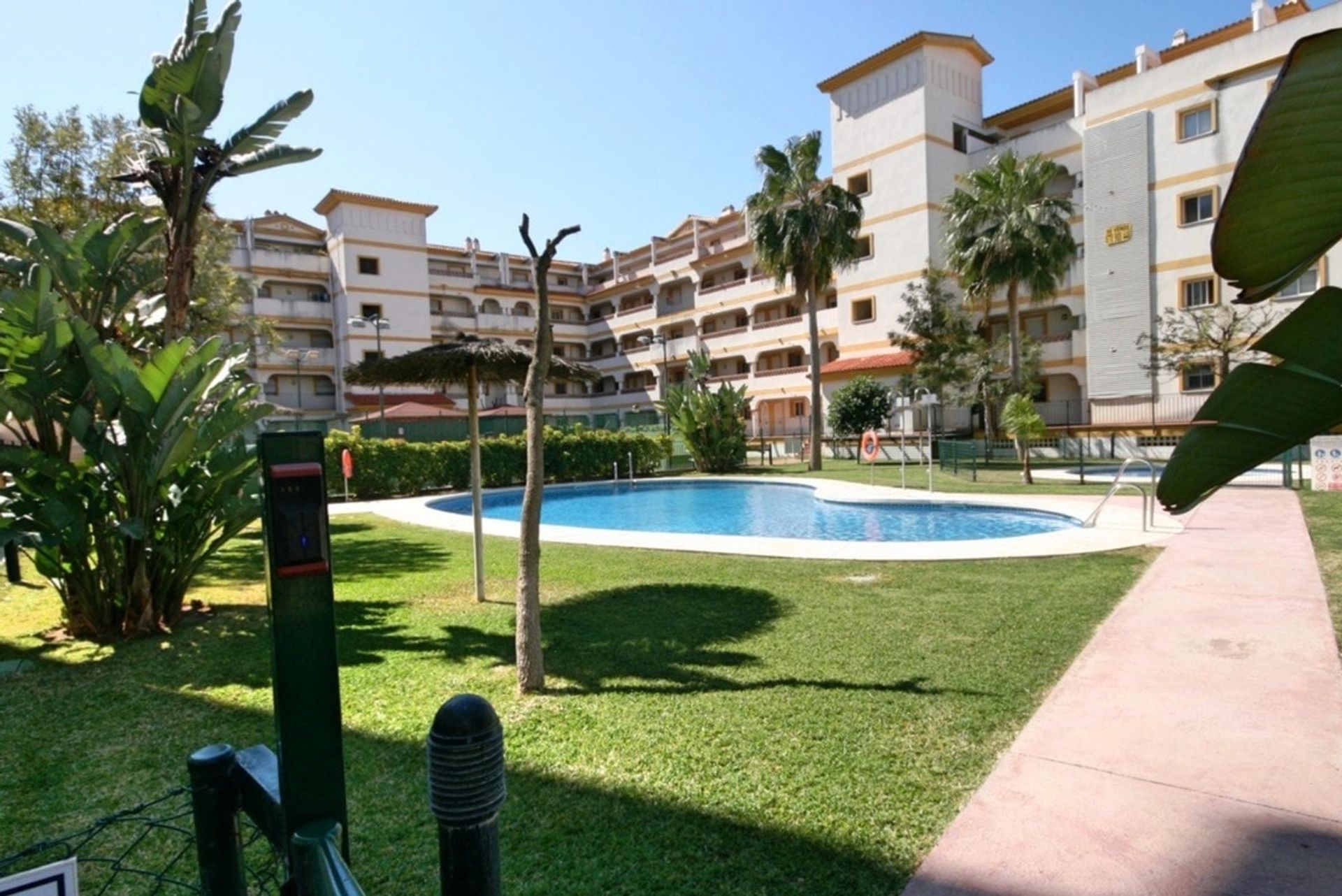 Condominium dans Fuengirola, Andalousie 10743689