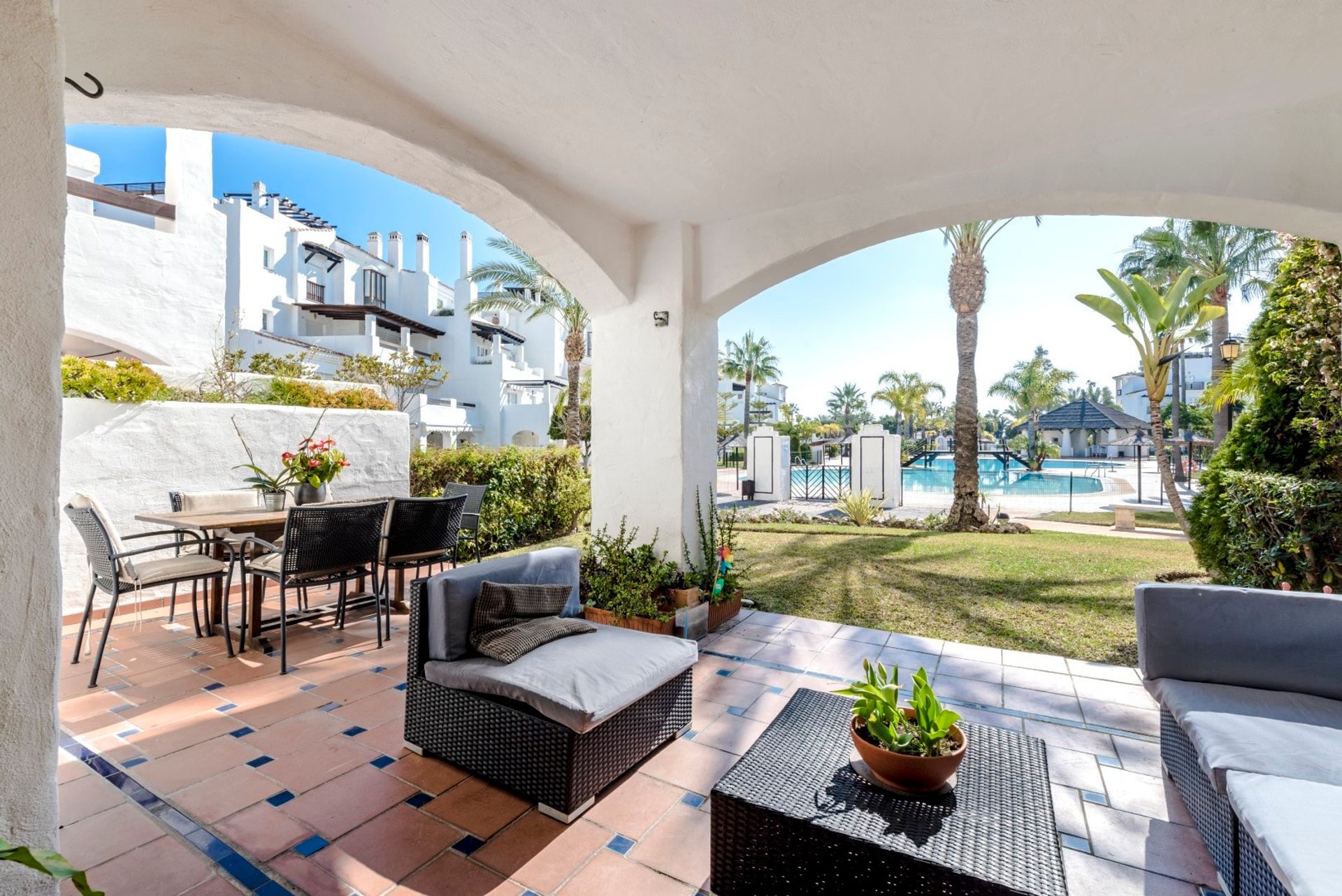 Condominio nel San Pedro de Alcantara, Andalusia 10744311