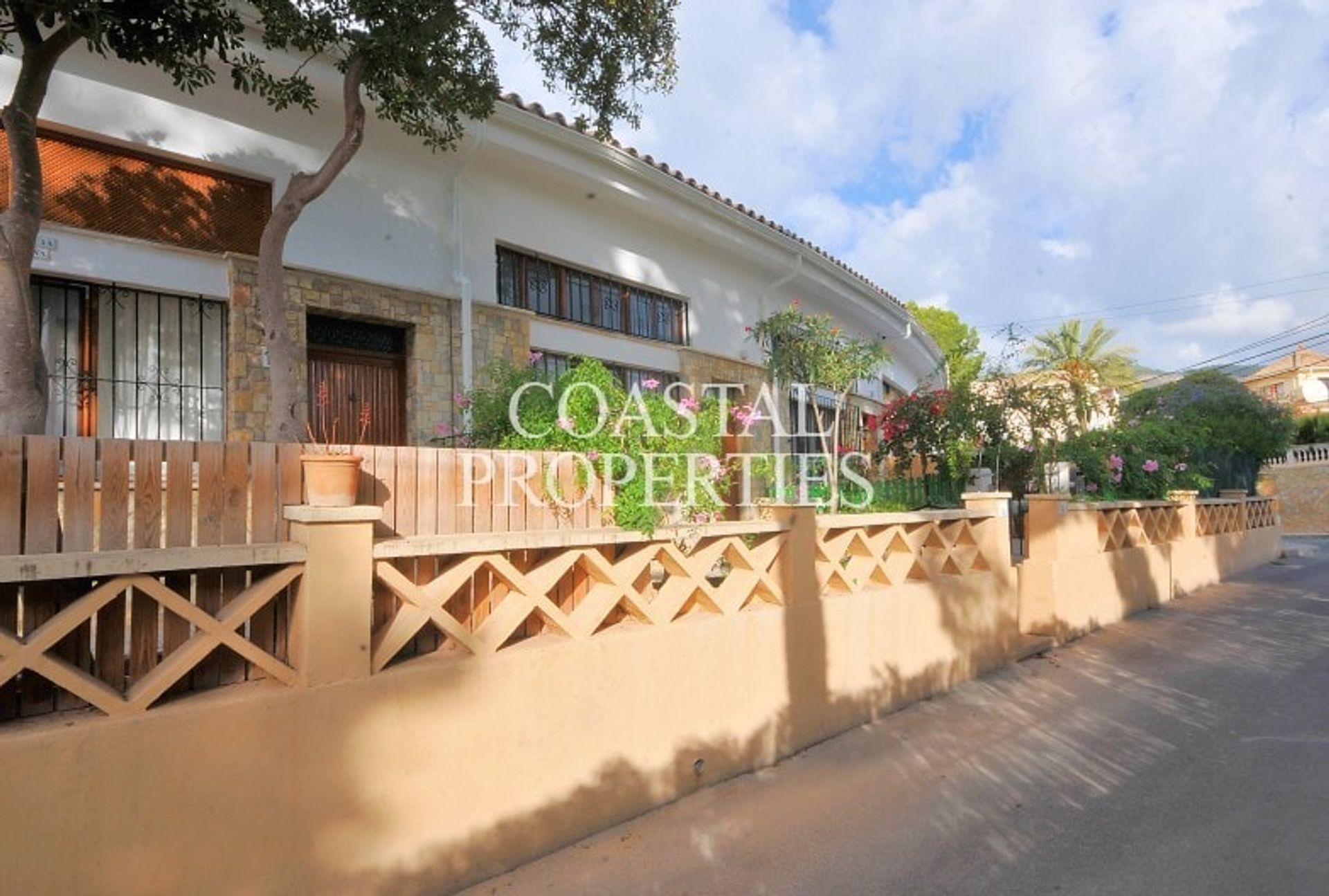 Condominium in Torremendo, Comunidad Valenciana 10744437