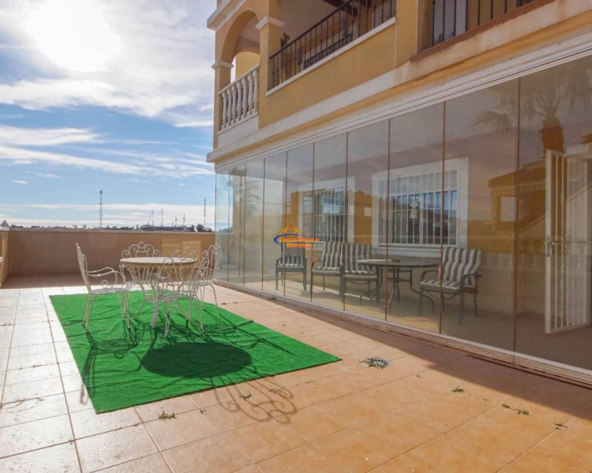 Condominium in Orihuela, Comunidad Valenciana 10744480