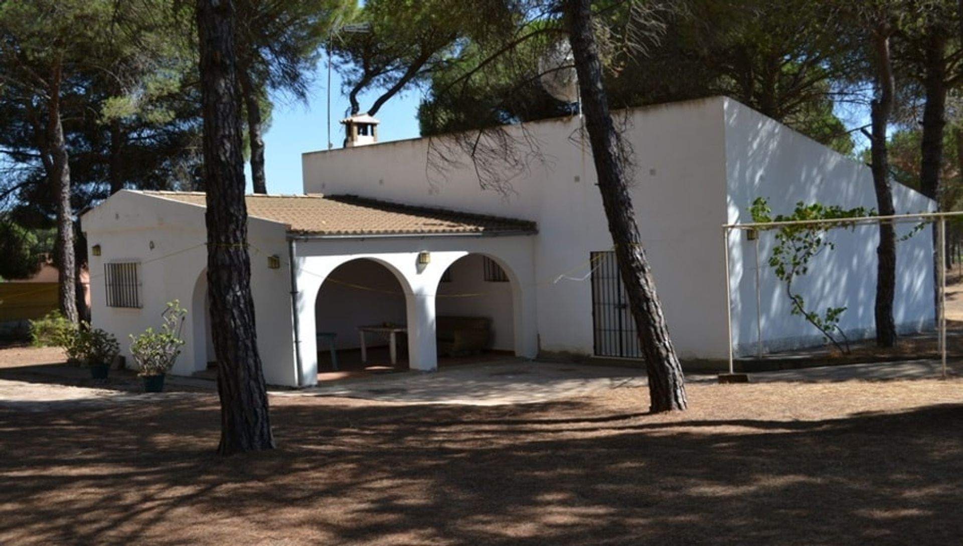 Будинок в Bonares, Andalucía 10744484