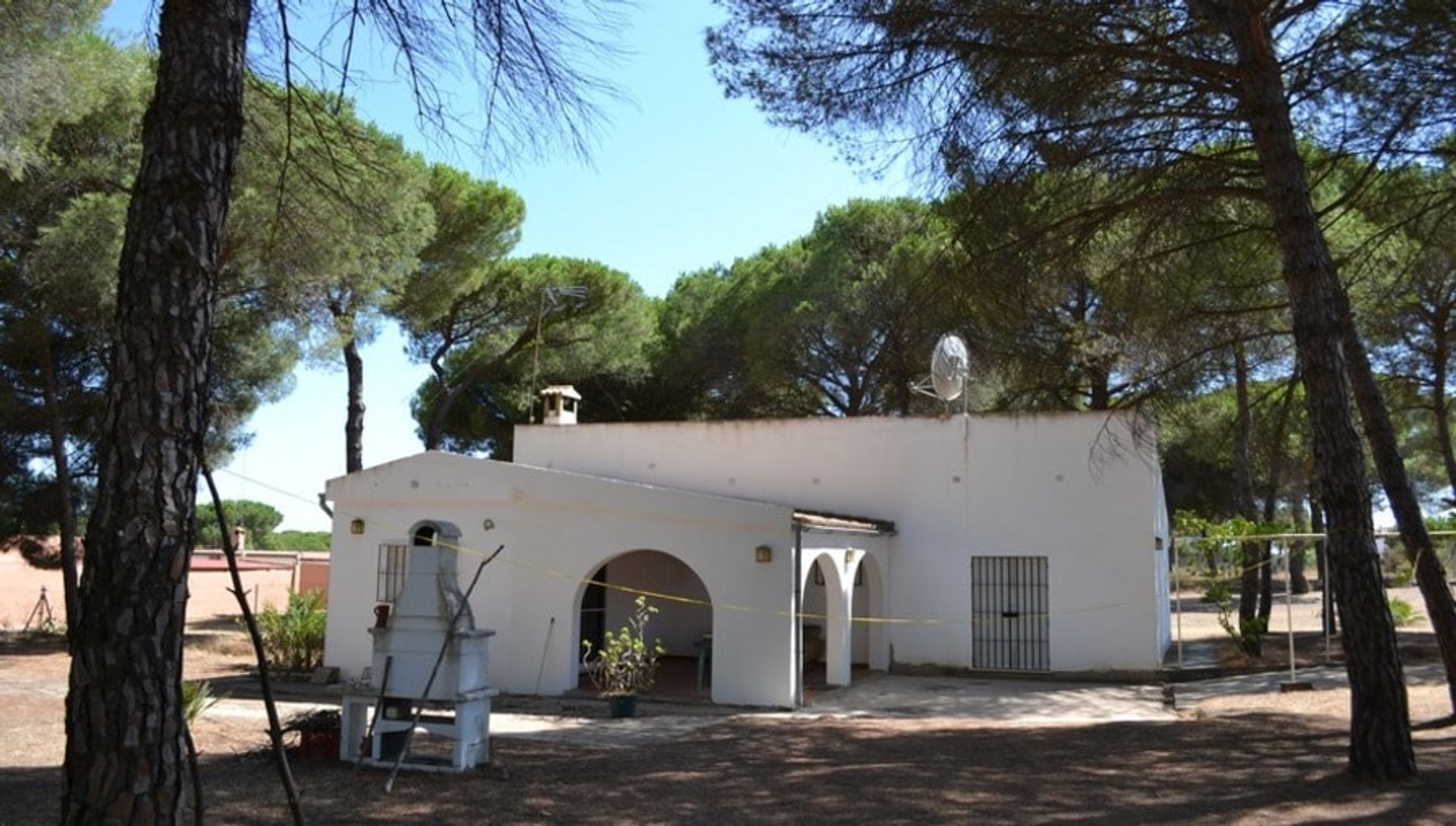 Будинок в Bonares, Andalucía 10744484