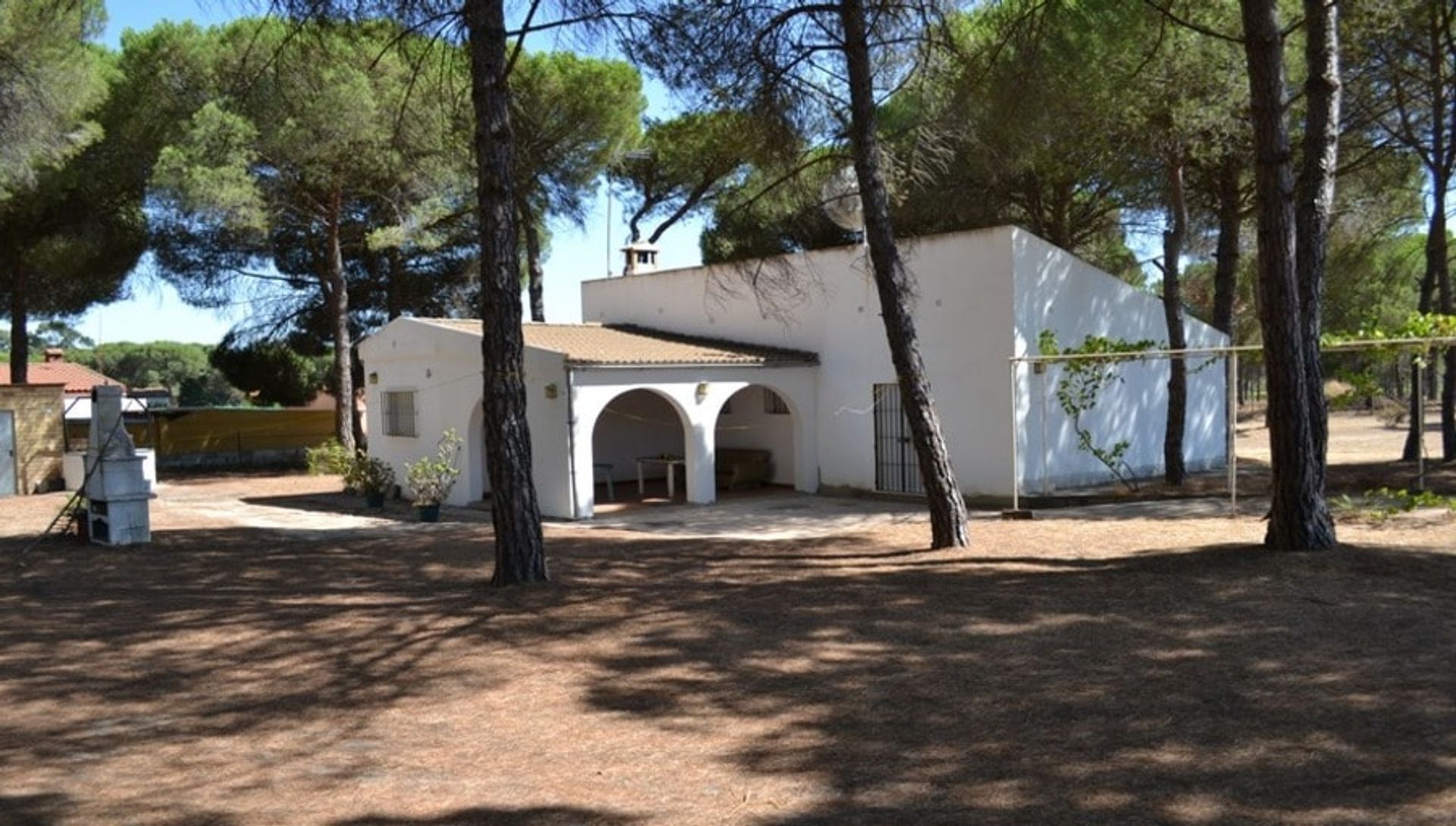 Будинок в Bonares, Andalucía 10744484