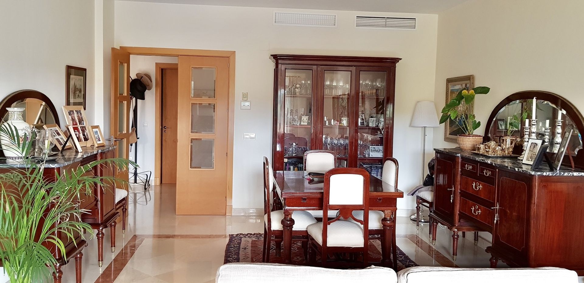 Condominium dans San Roque, Andalucía 10746031