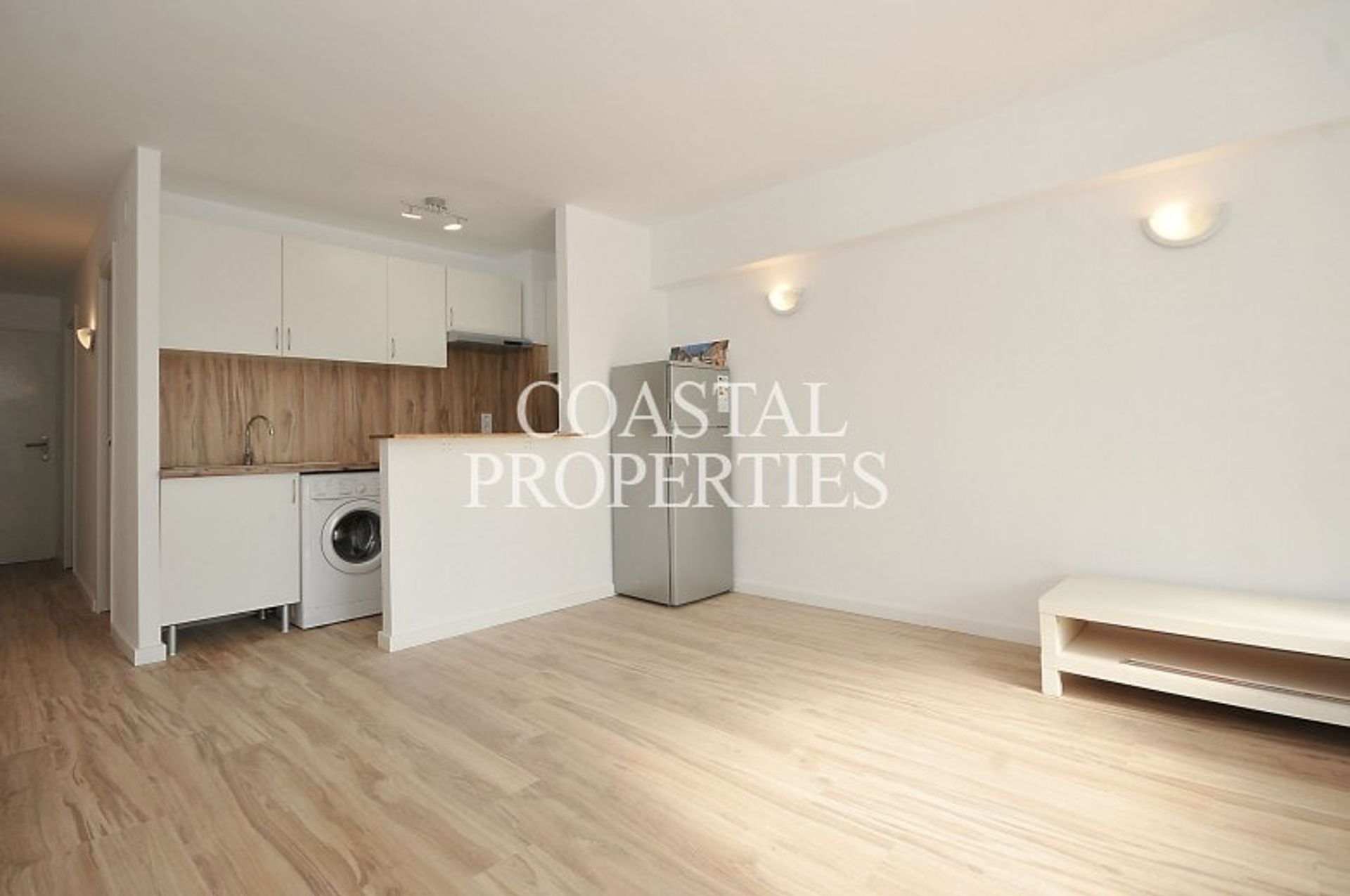 Condominium in Calvia, De Balearen 10746383