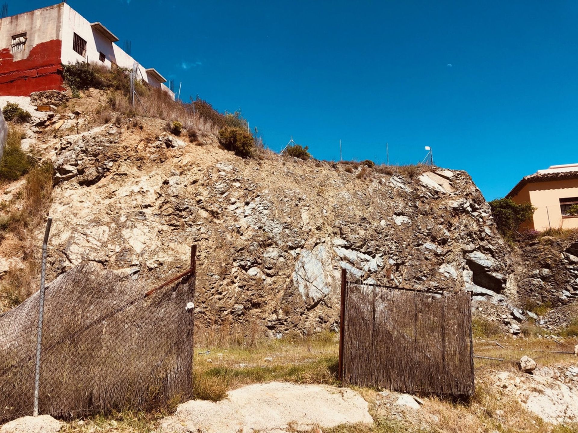 土地 在 Benahavís, Andalucía 10746555