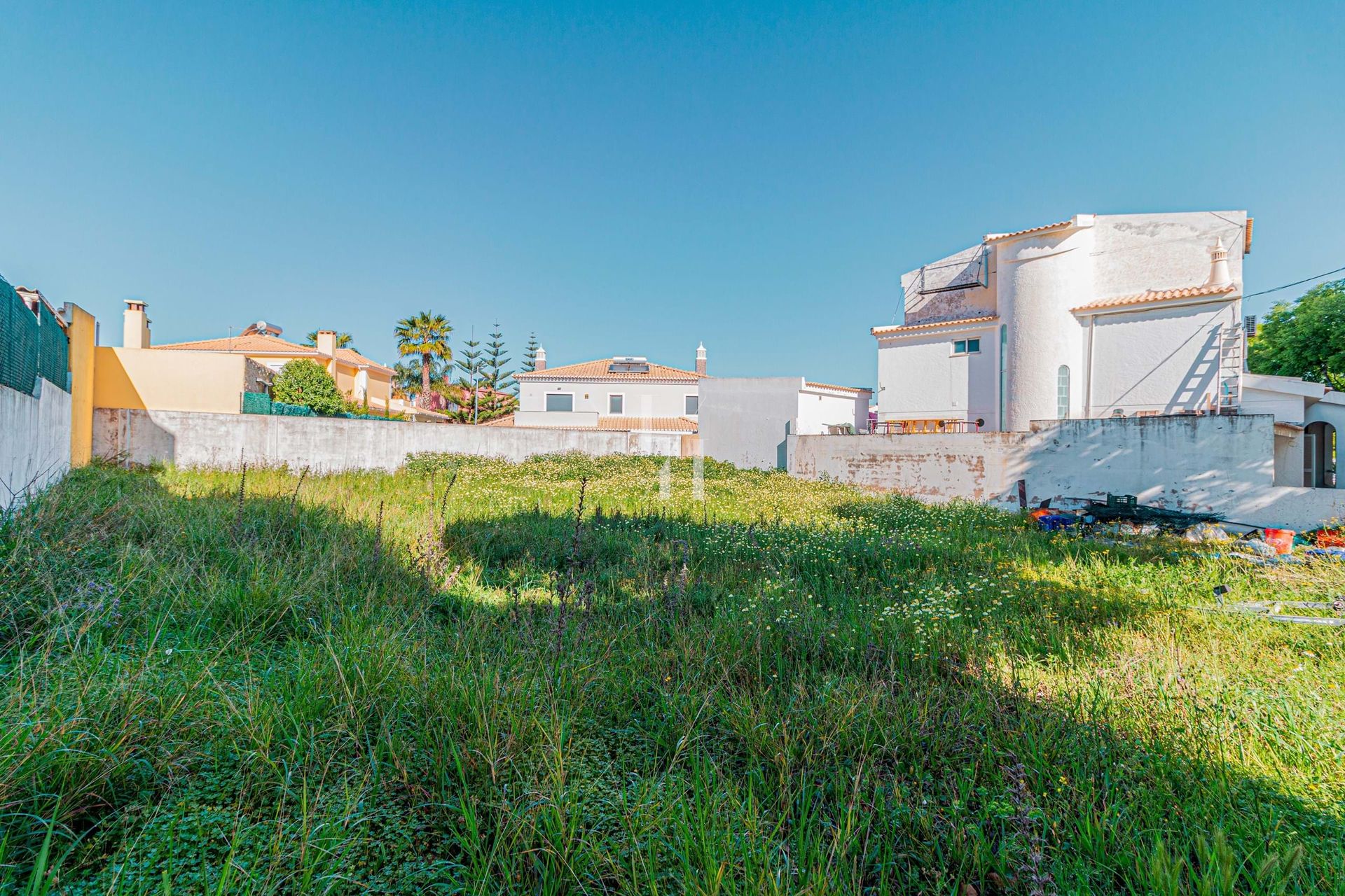 Tierra en Portimão, Faro 10746584