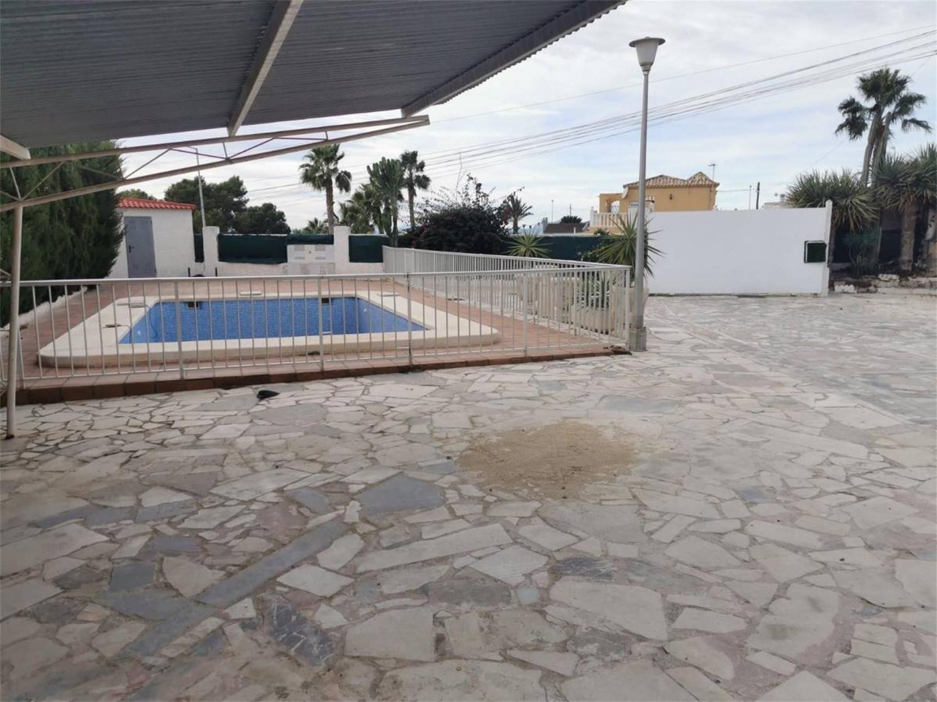 House in San Fulgencio, Comunidad Valenciana 10747093