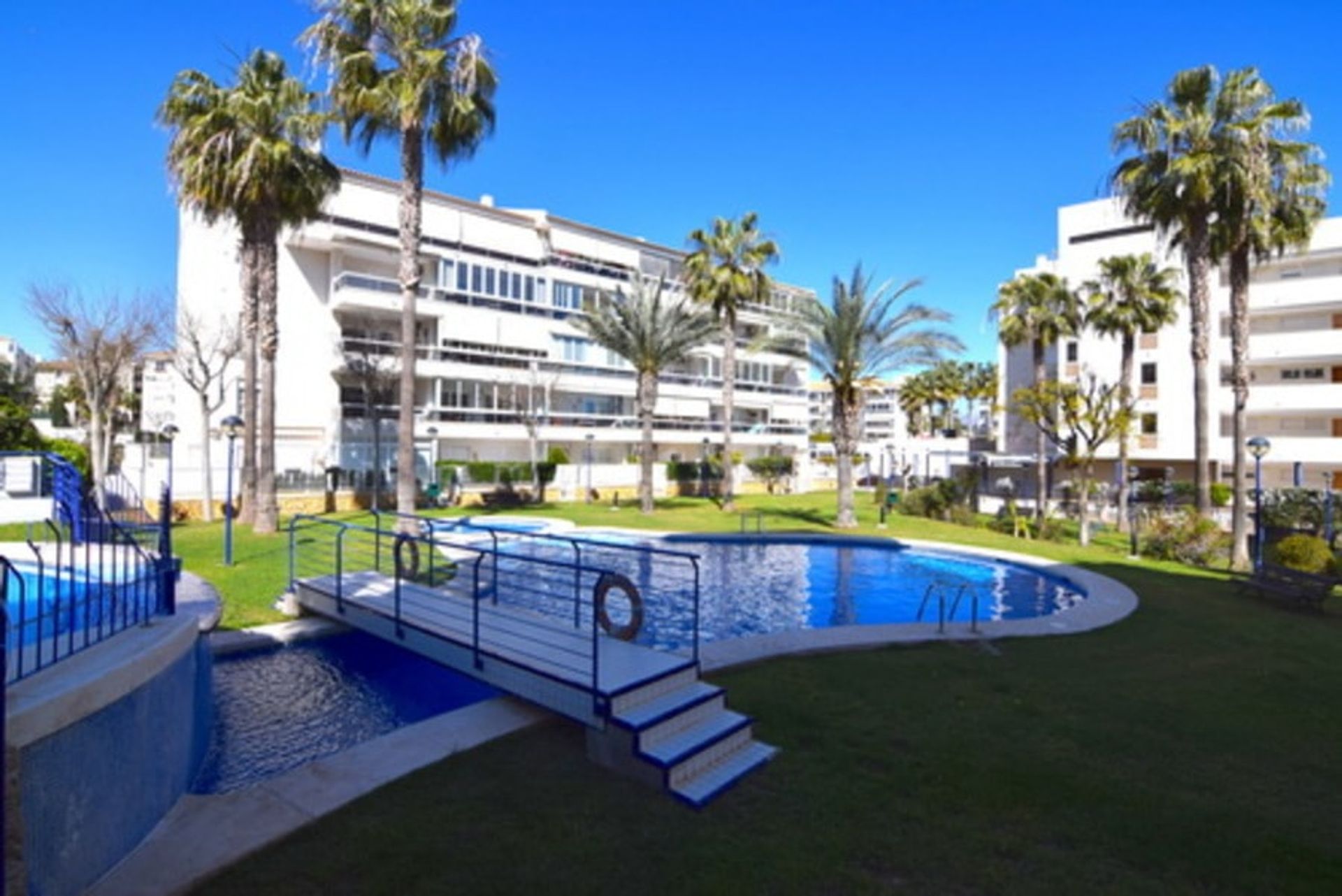 Condominium in Albacete, Castilla-La Mancha 10747108