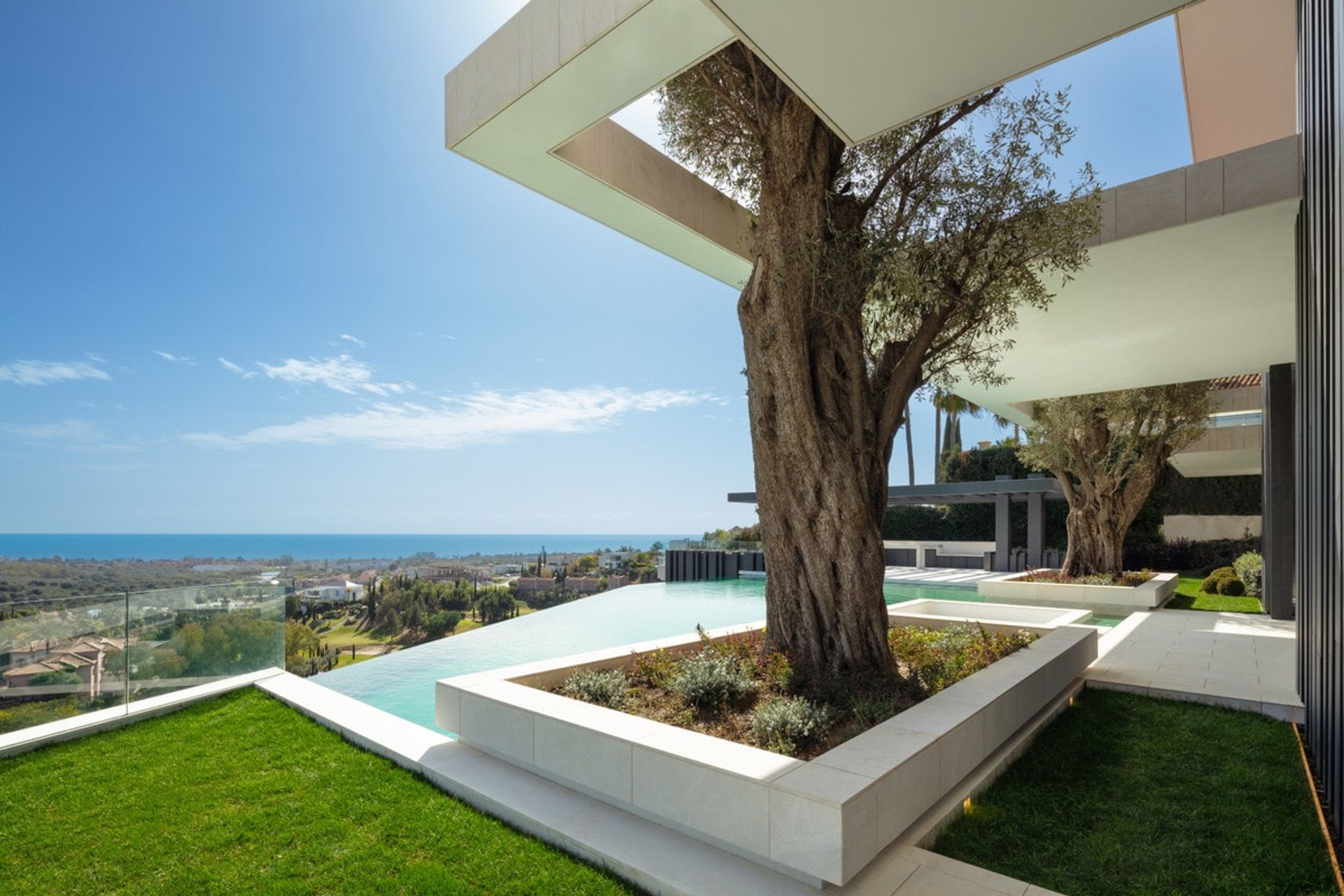 House in Benahavís, Andalucía 10747376