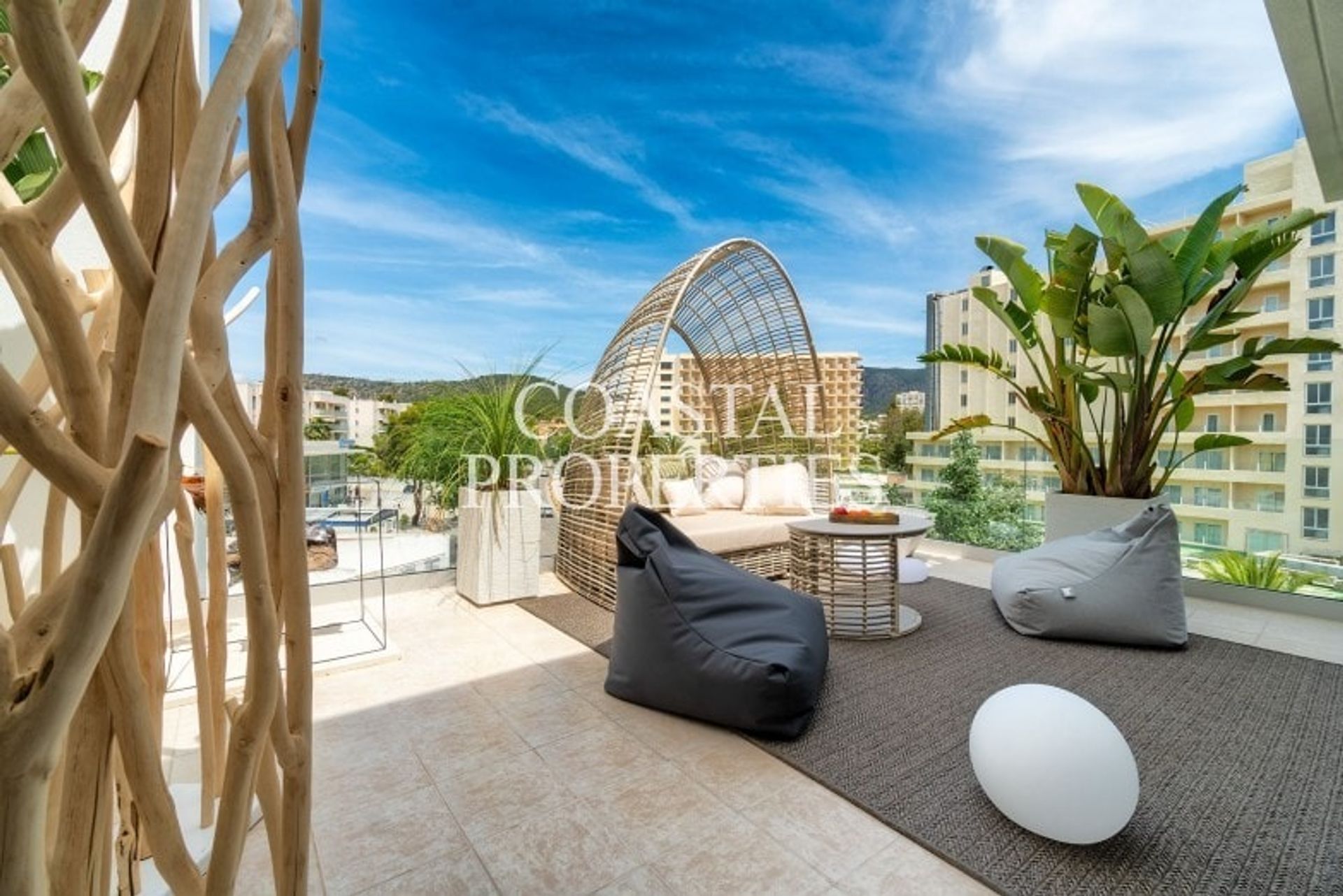 Condominium in Calvia, De Balearen 10747502