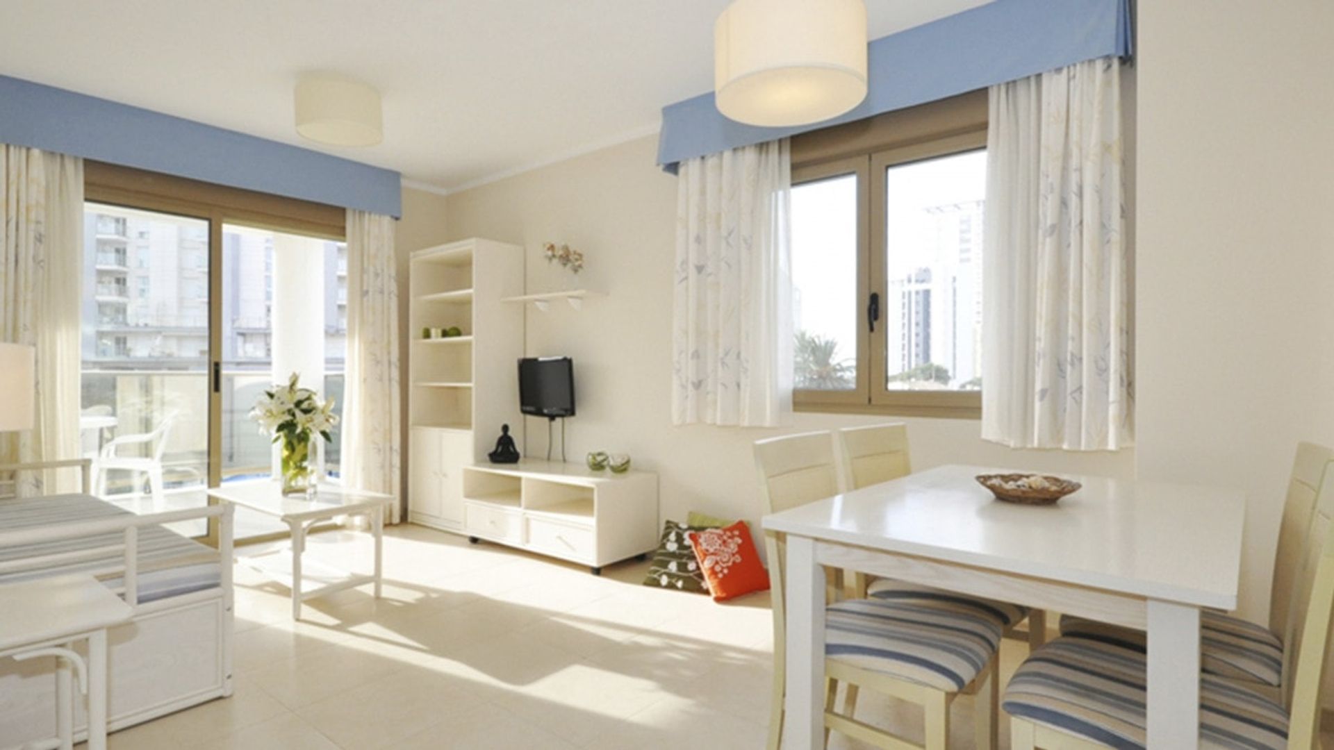 Condominium dans Calpe, Comunidad Valenciana 10747571