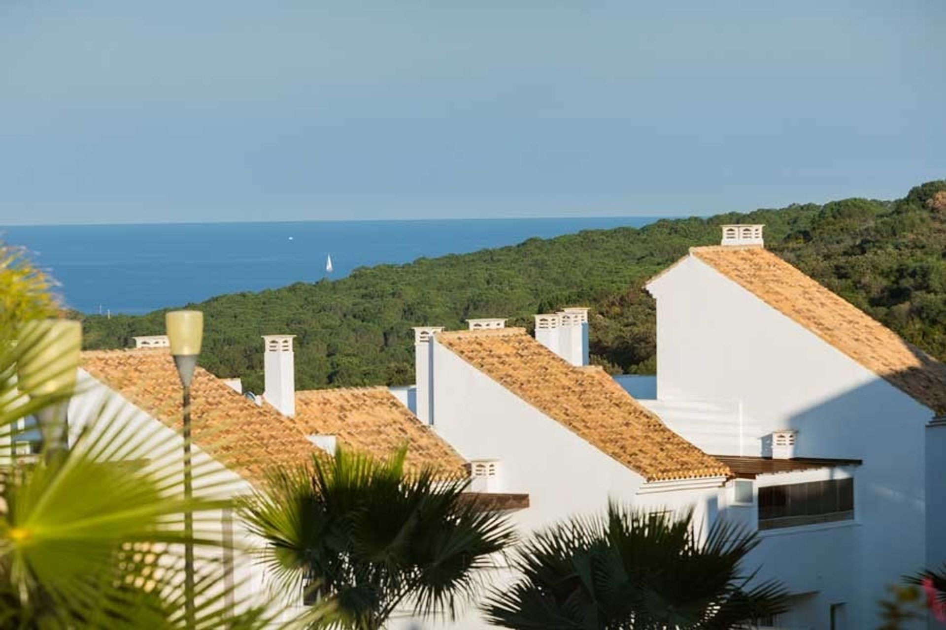 Condominium in Guadiaro, Andalusia 10747598