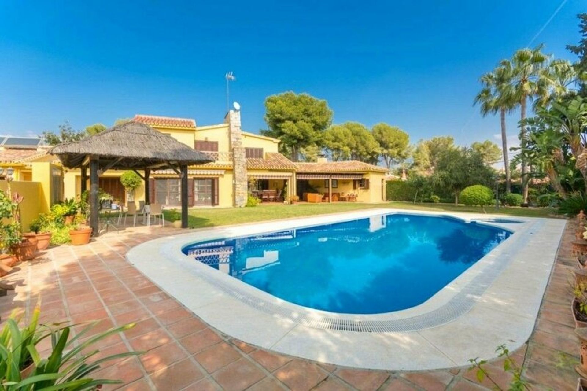 casa no Fuengirola, Andaluzia 10747947