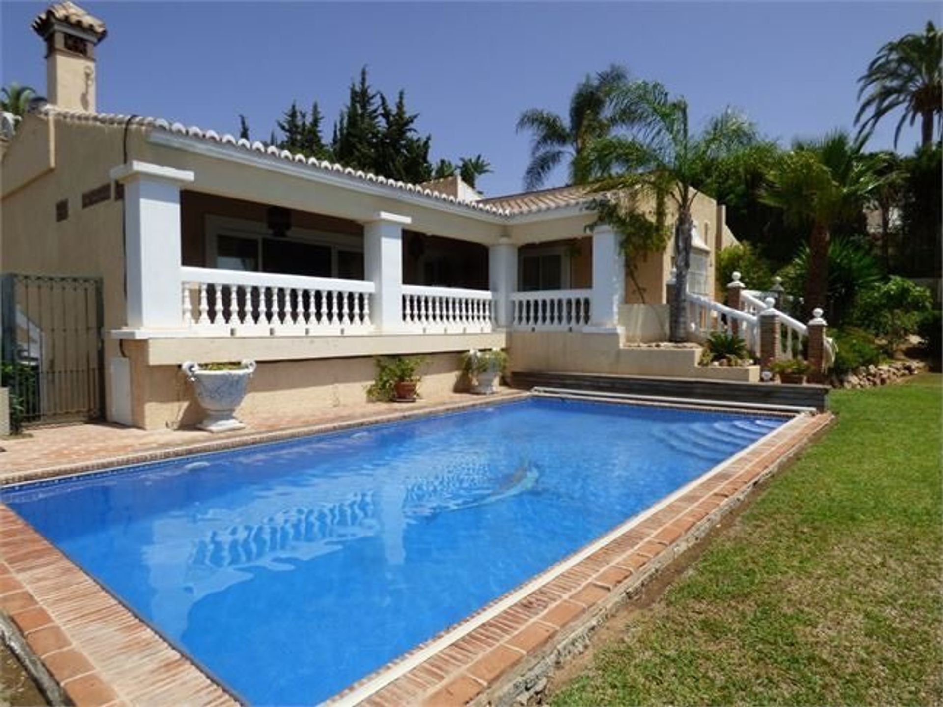 Huis in Las Lagunas de Mijas, Andalucía 10747959