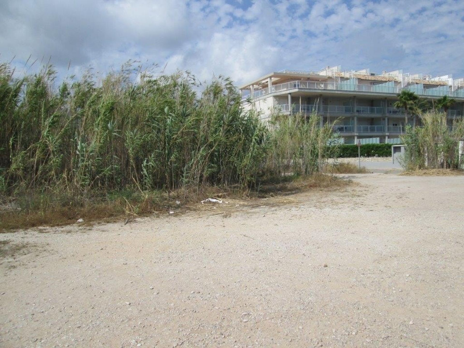 Tierra en Dénia, Valencia 10748062