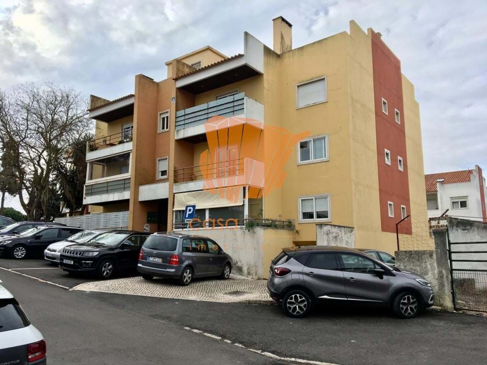 Кондоминиум в Caxias, Lisboa 10748105