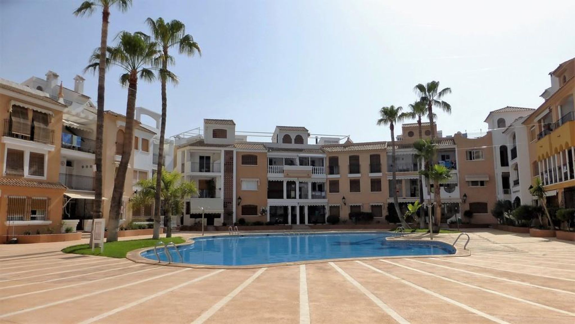 Condominium dans Puerto de Mazarrón, Región de Murcia 10748188