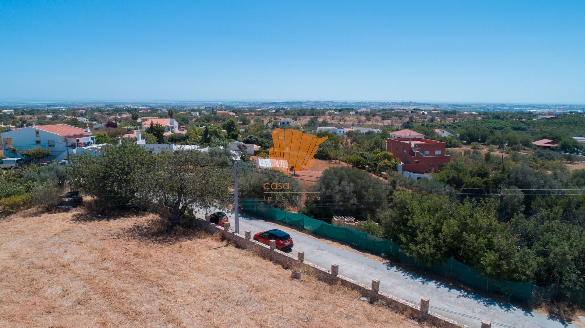 Land in , Faro District 10748228