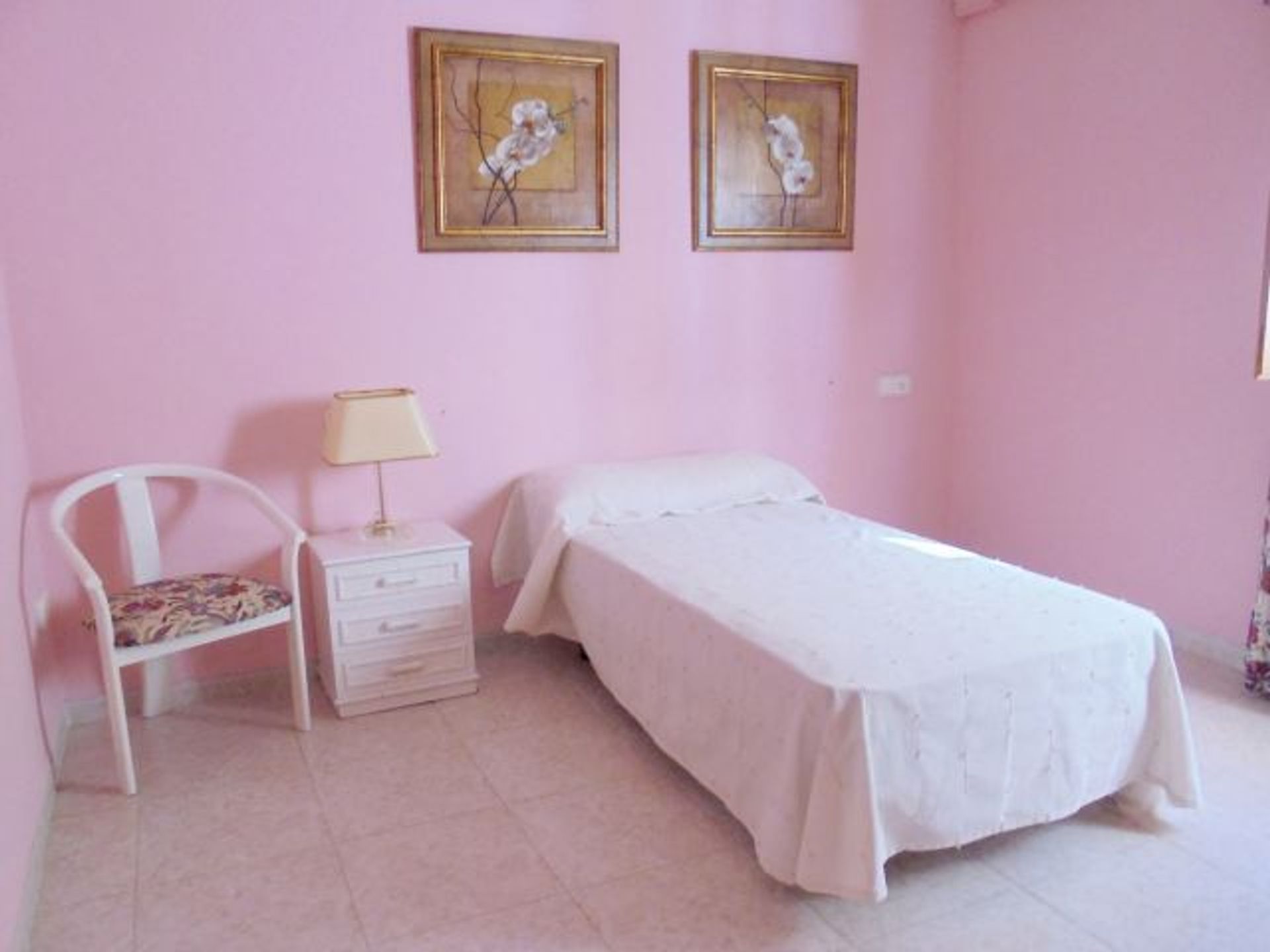 House in Pedreguer, Comunidad Valenciana 10748588