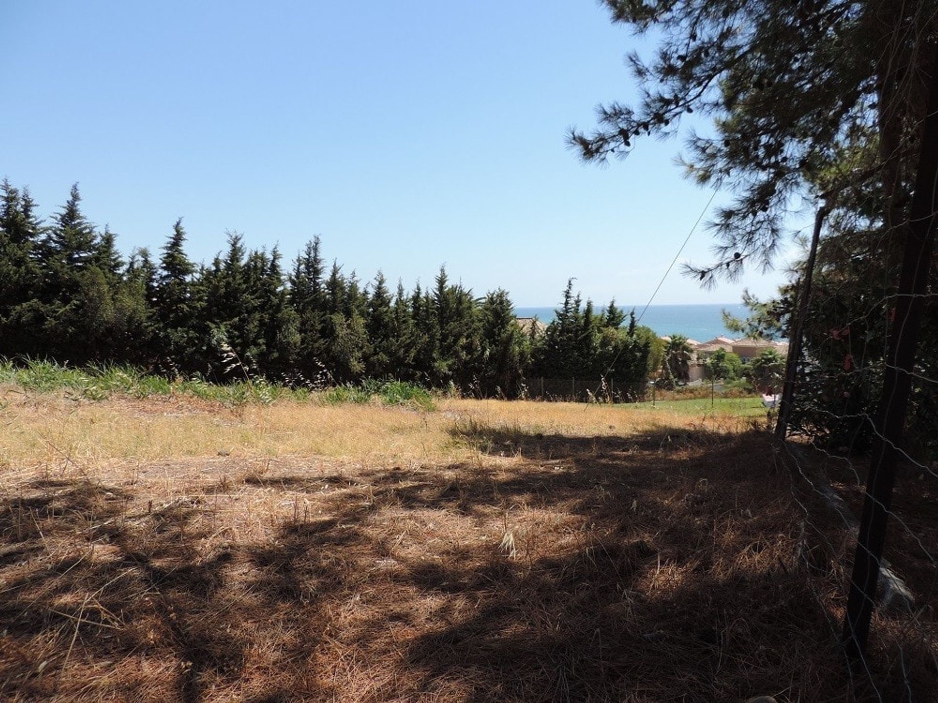 Land in Estepona, Andalusië 10748747