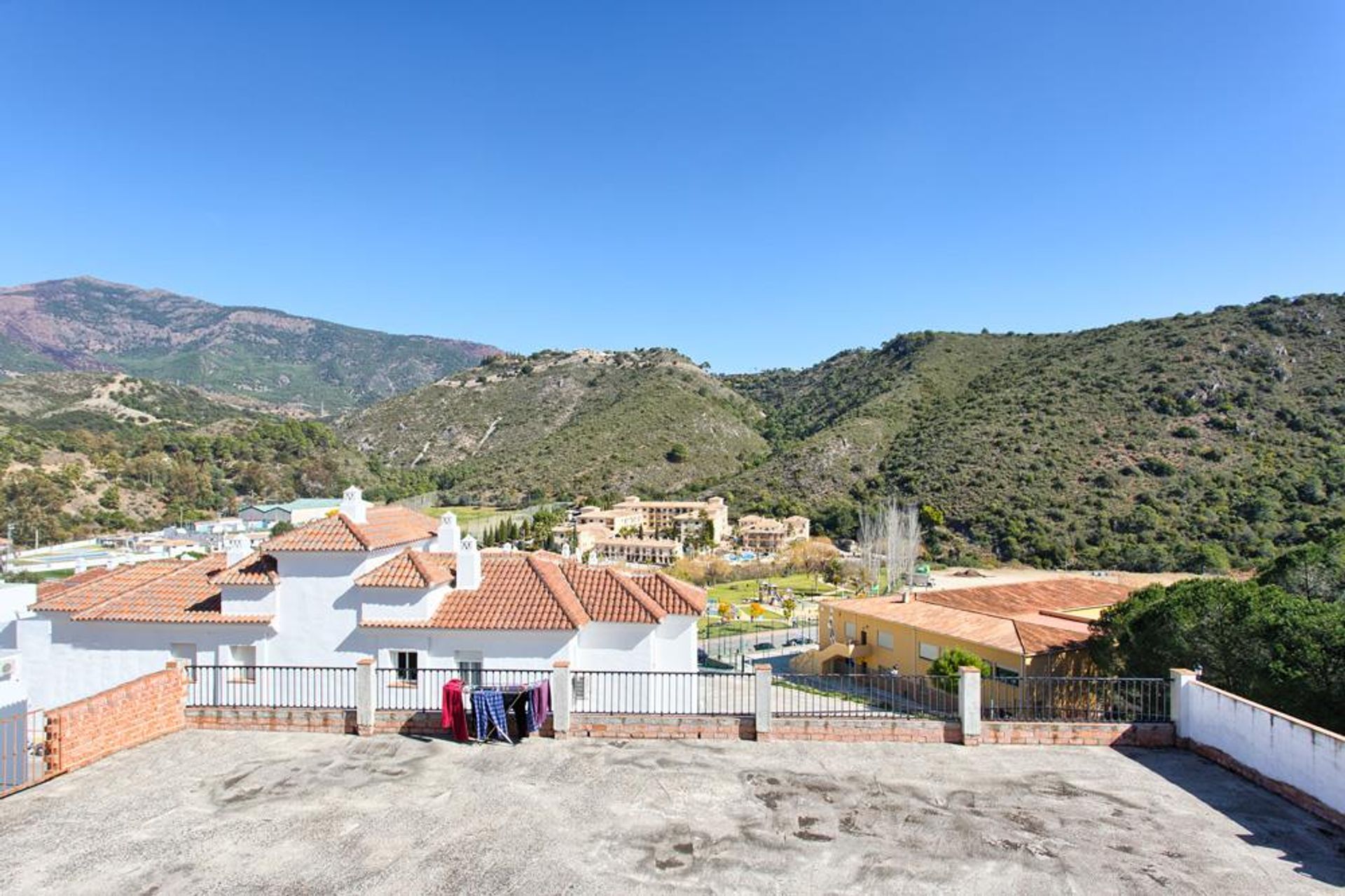 Rumah di Benahavís, Andalucía 10748749