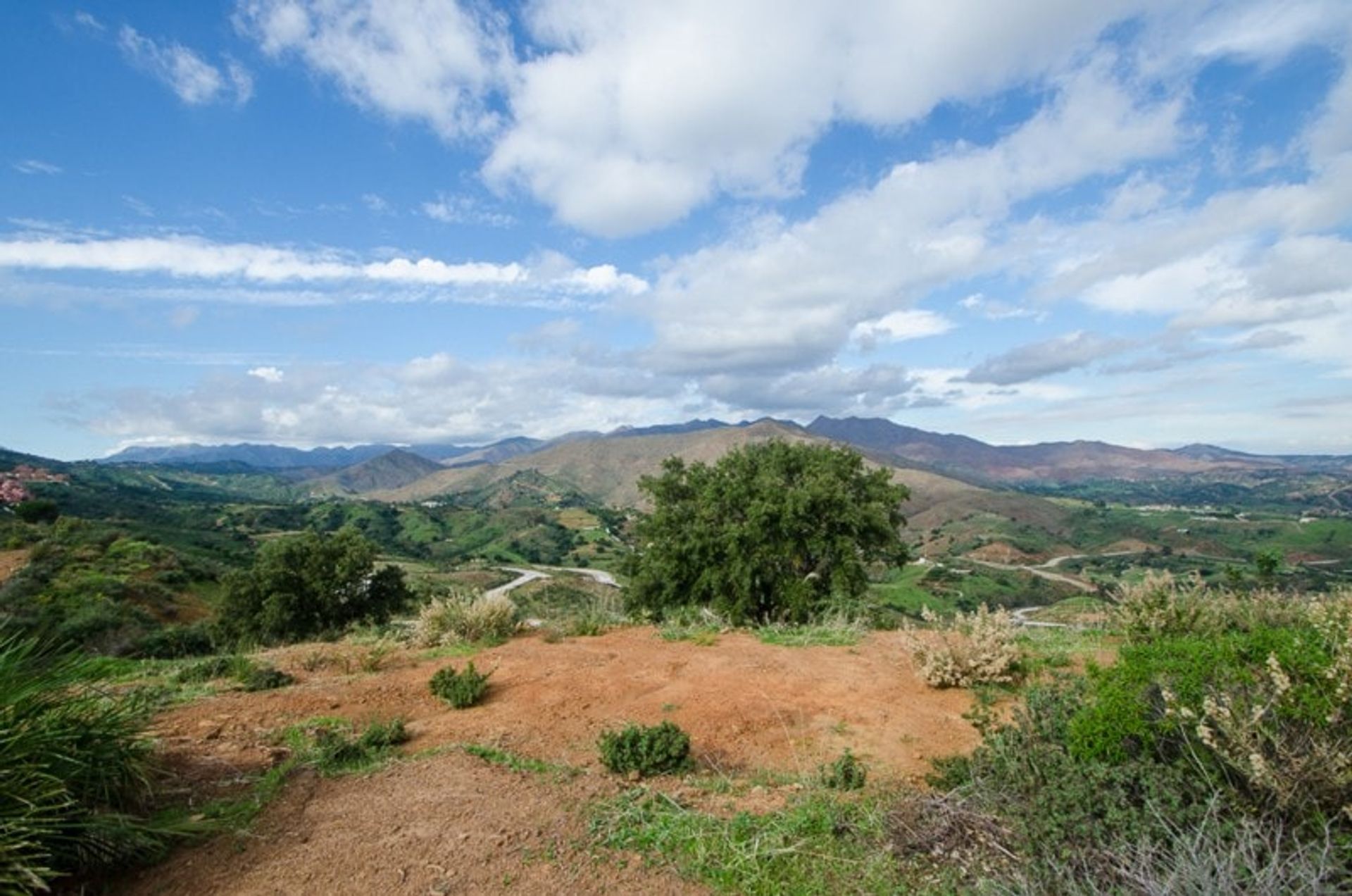 Land i Ojen, Andalusia 10748750