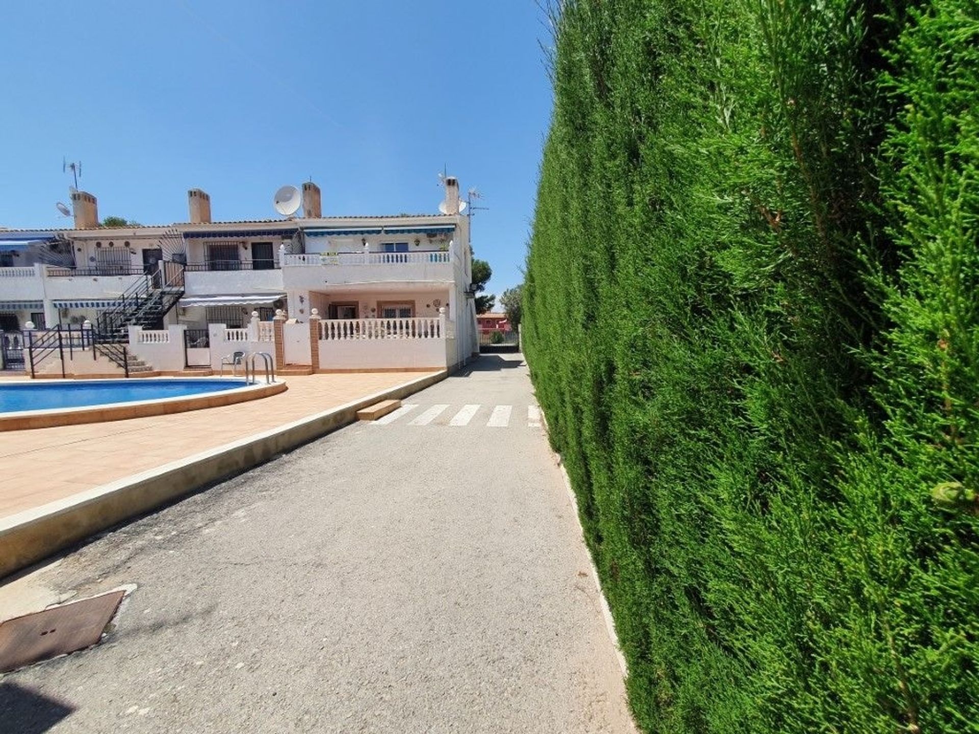 公寓 在 Estepona, Andalucía 10748898