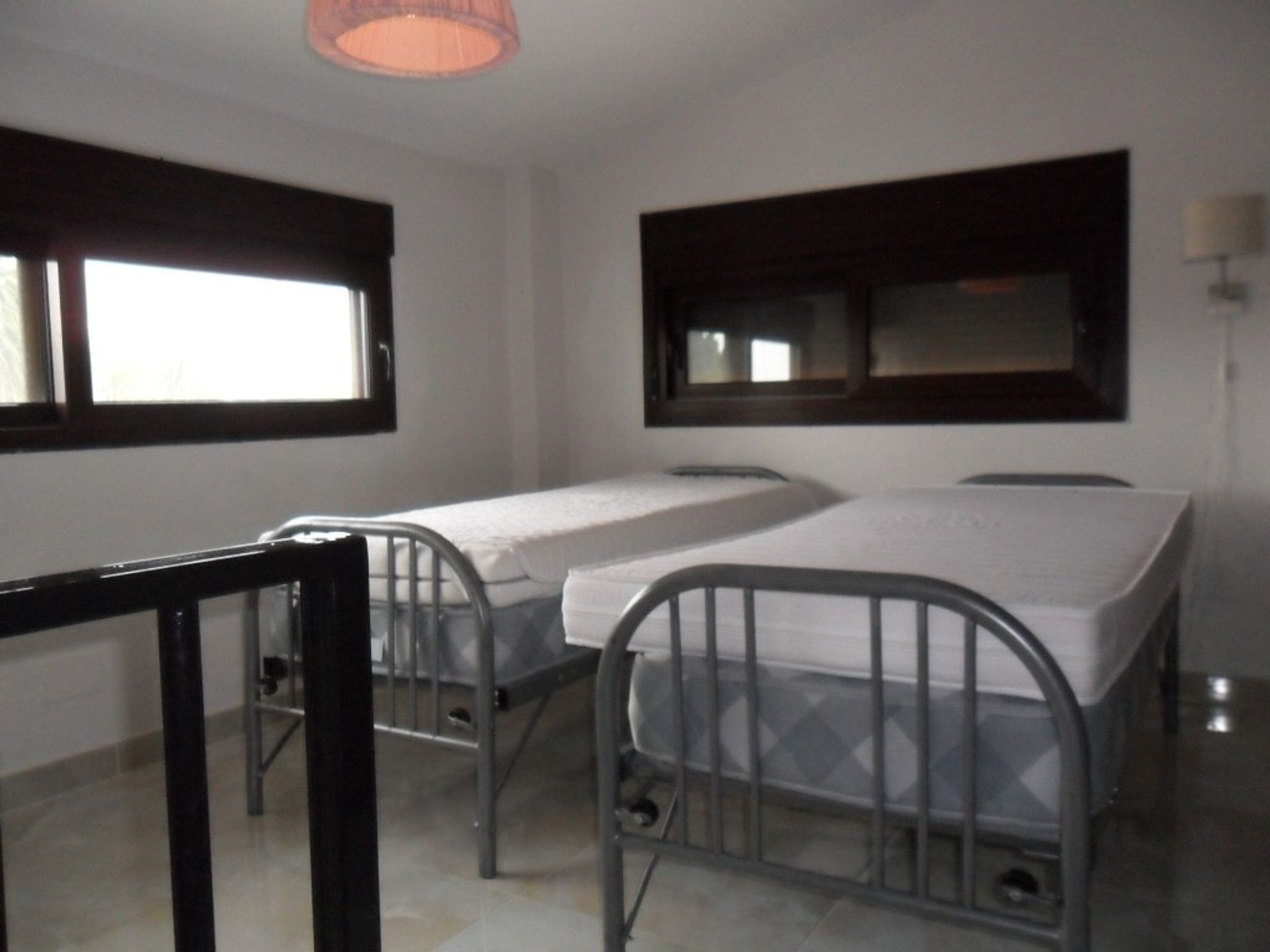 rumah dalam Alicante (Alacant), Comunidad Valenciana 10748961