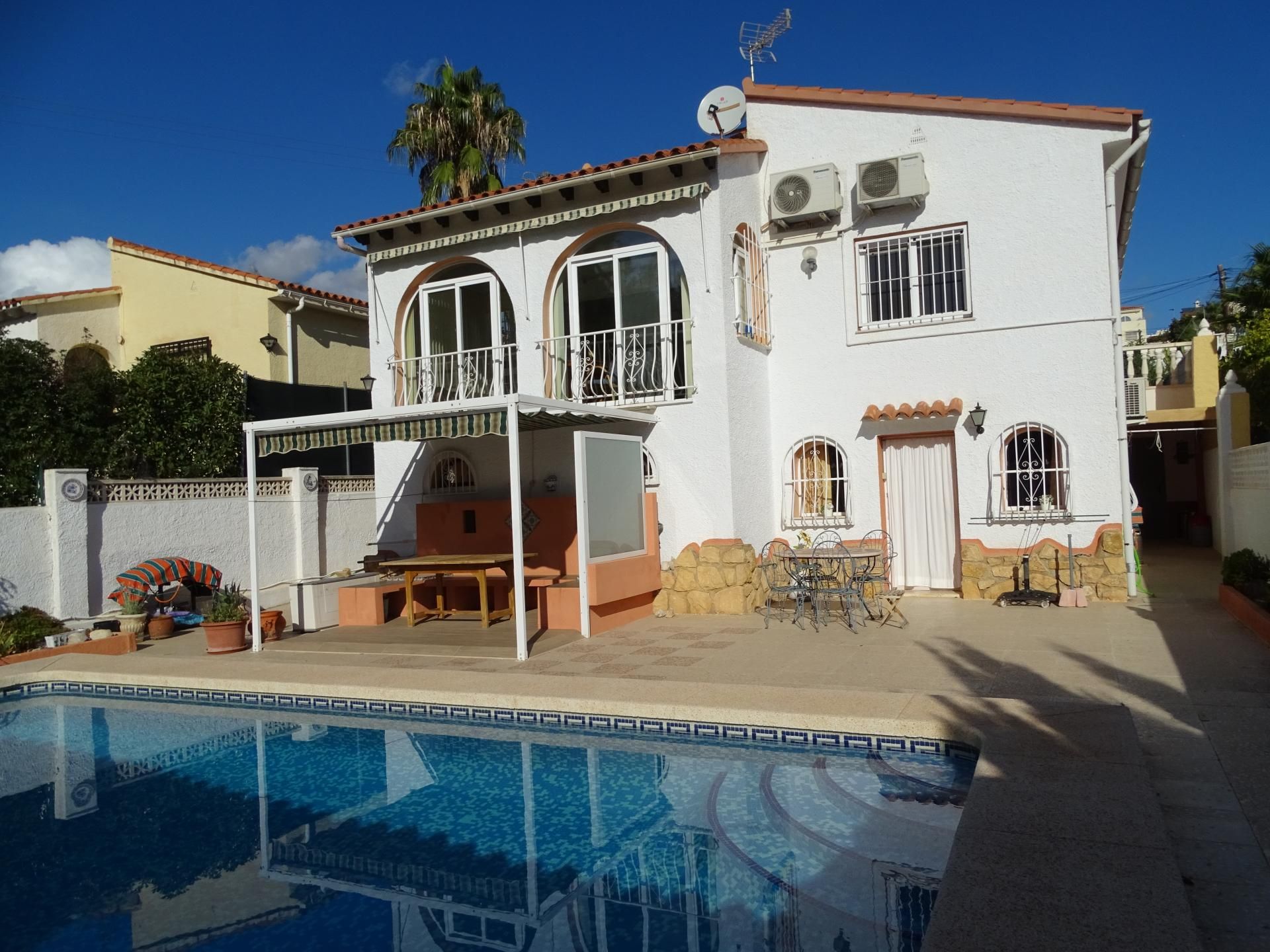 House in l'Alfàs del Pi, Comunidad Valenciana 10749134