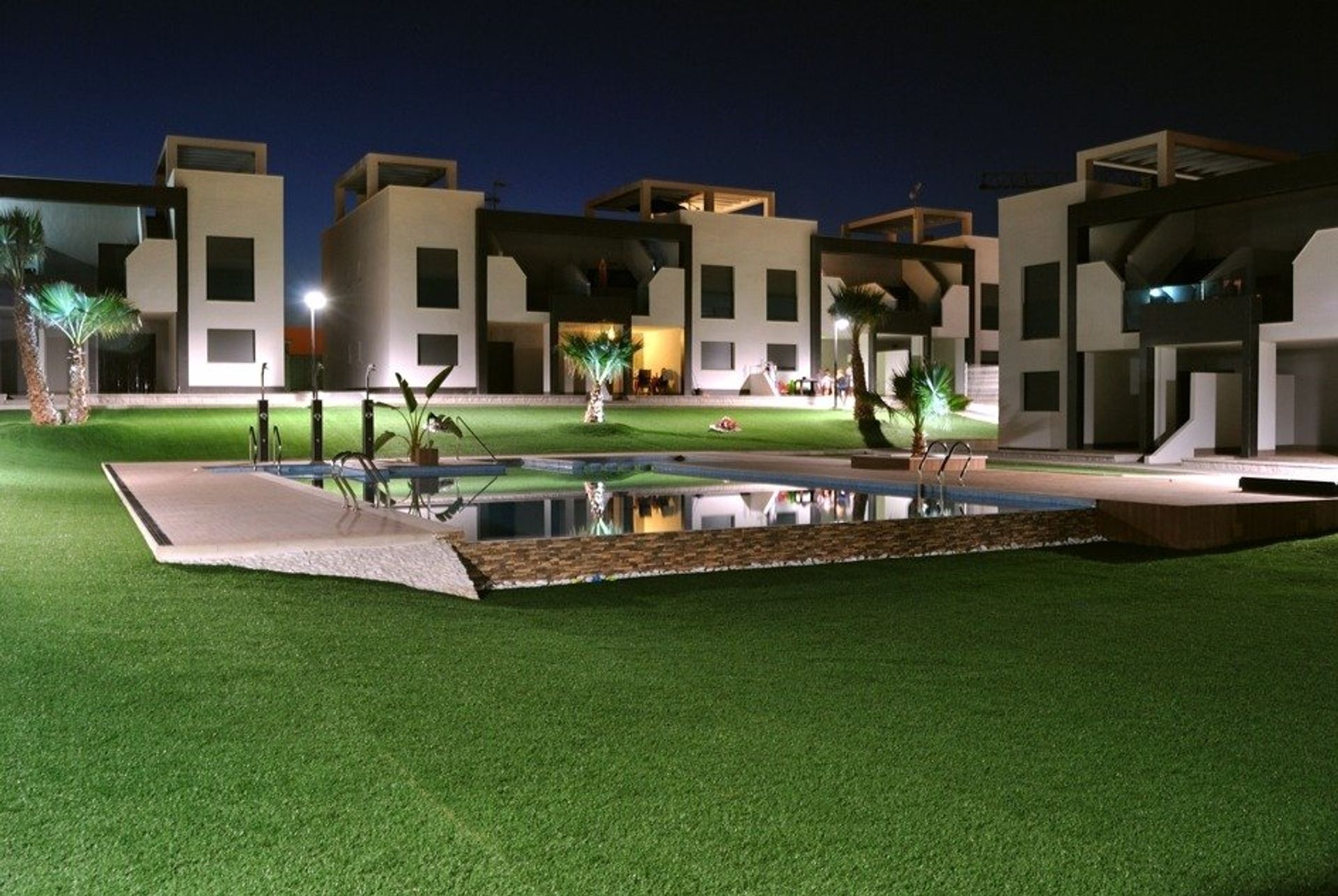 Condominium in Guardamar del Segura, Comunidad Valenciana 10749418