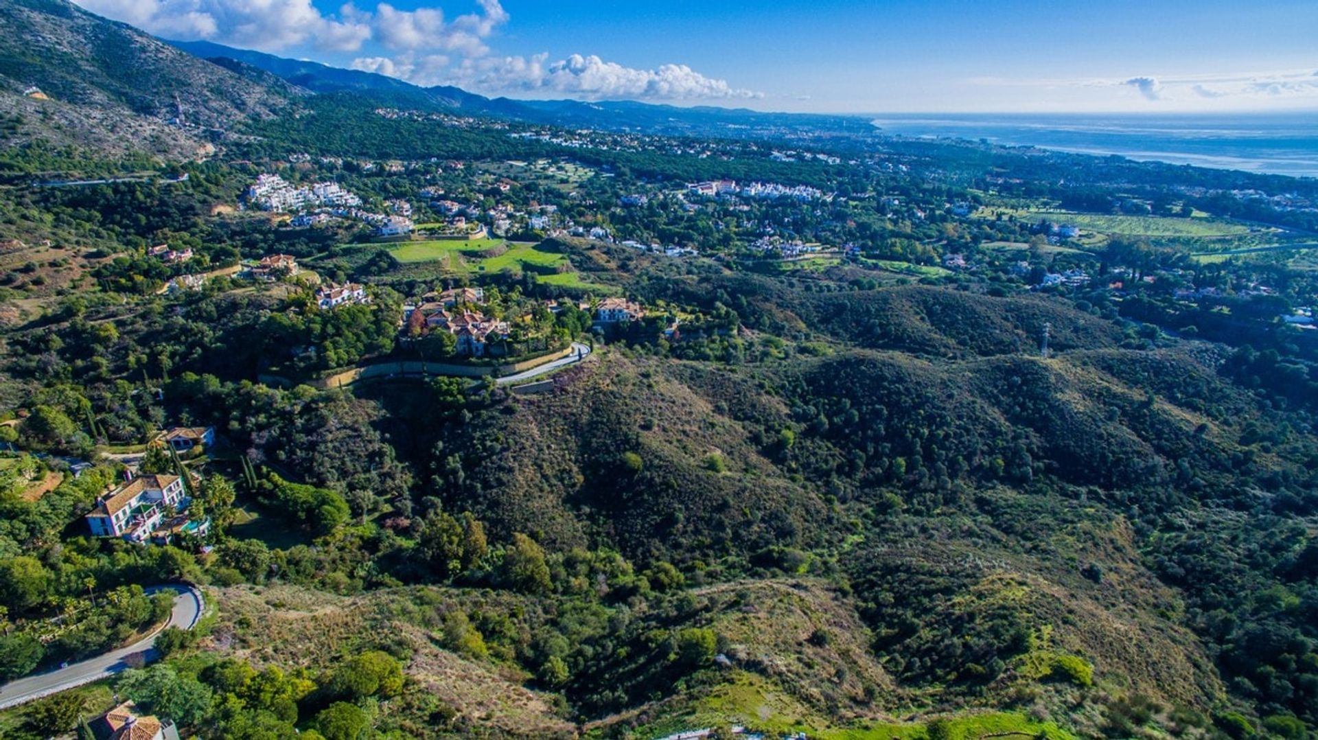 土地 在 Marbella, Andalucía 10749562