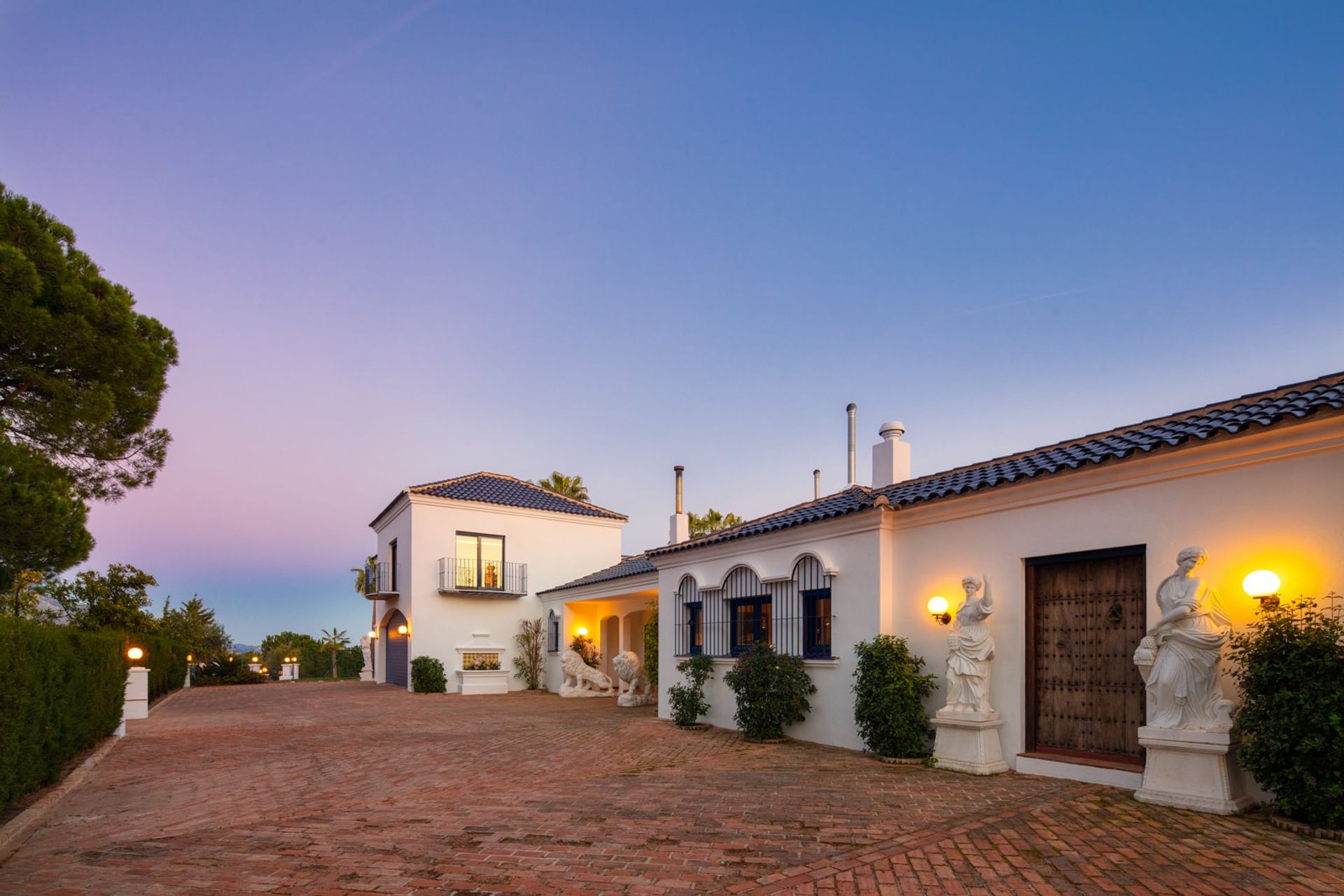 House in Benahavís, Andalucía 10749613