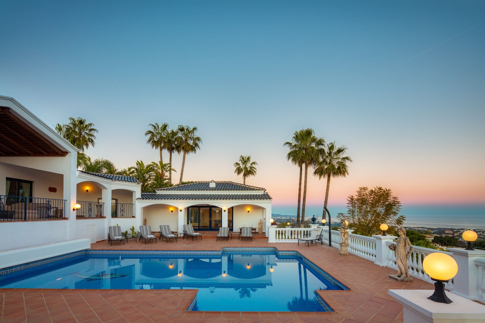 House in Benahavís, Andalucía 10749613