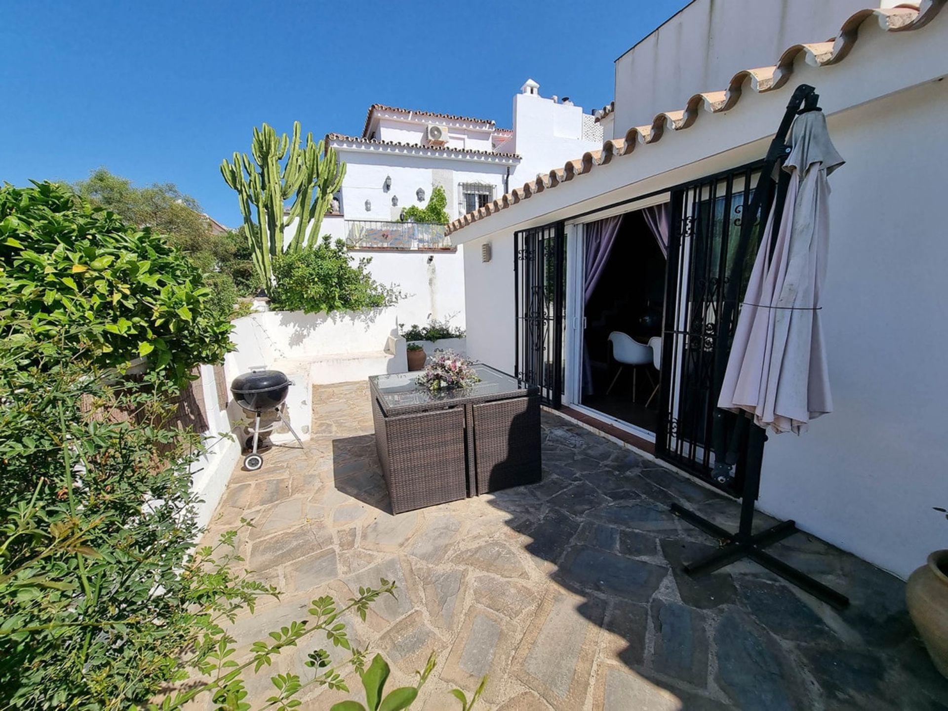 rumah dalam Castillo de Sabinillas, Andalusia 10749621