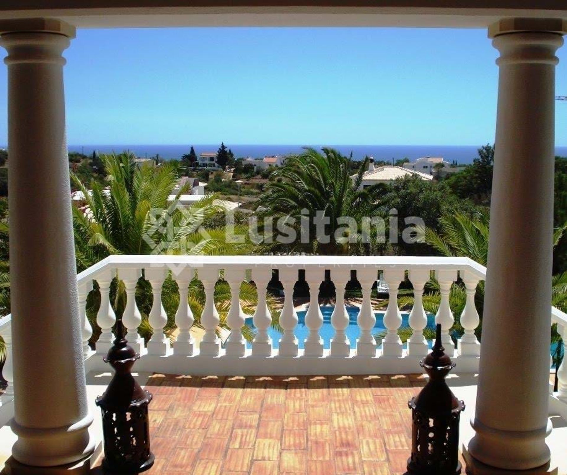 House in Albufeira, Faro District 10749869