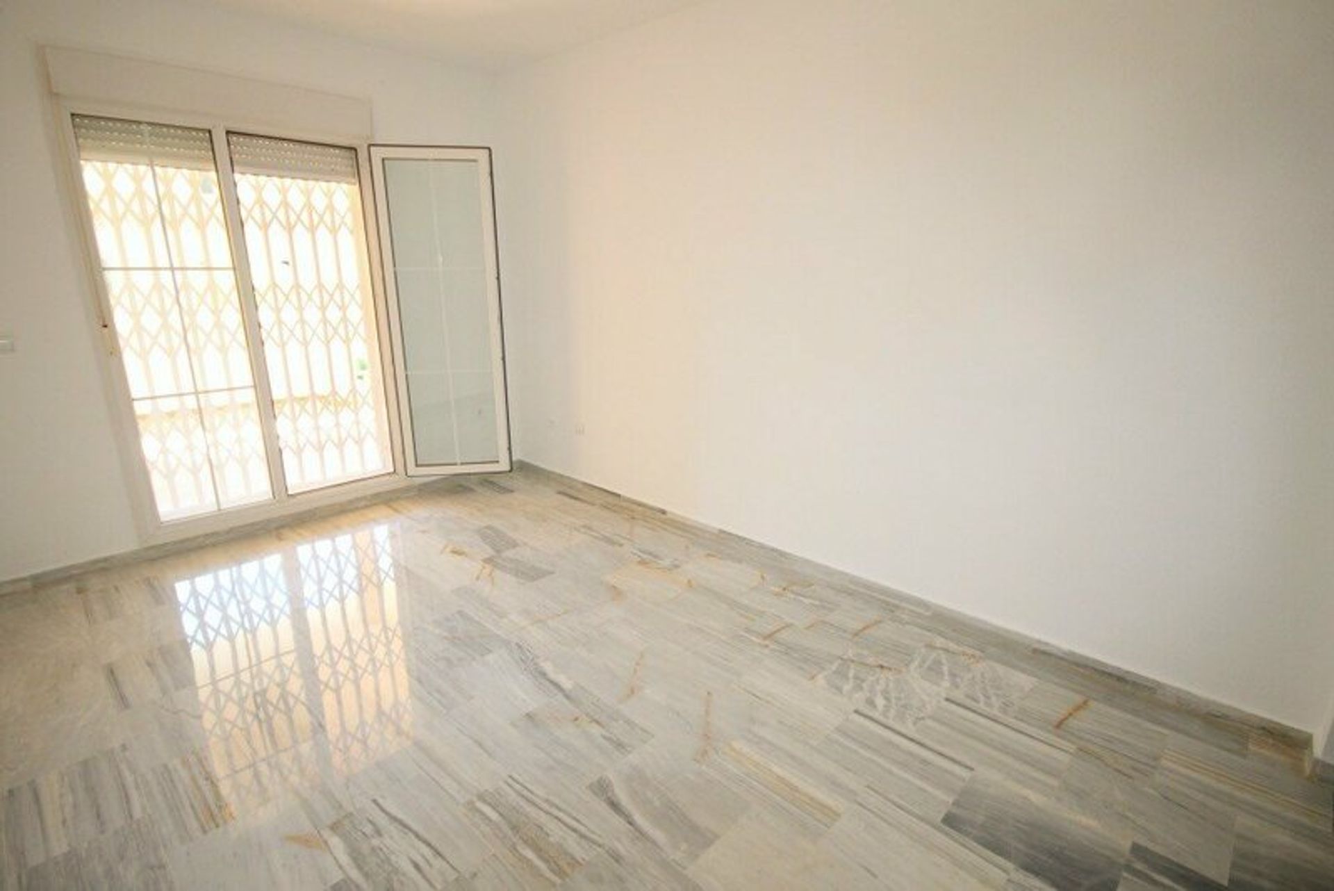 rumah dalam Altea, Valencia 10749922