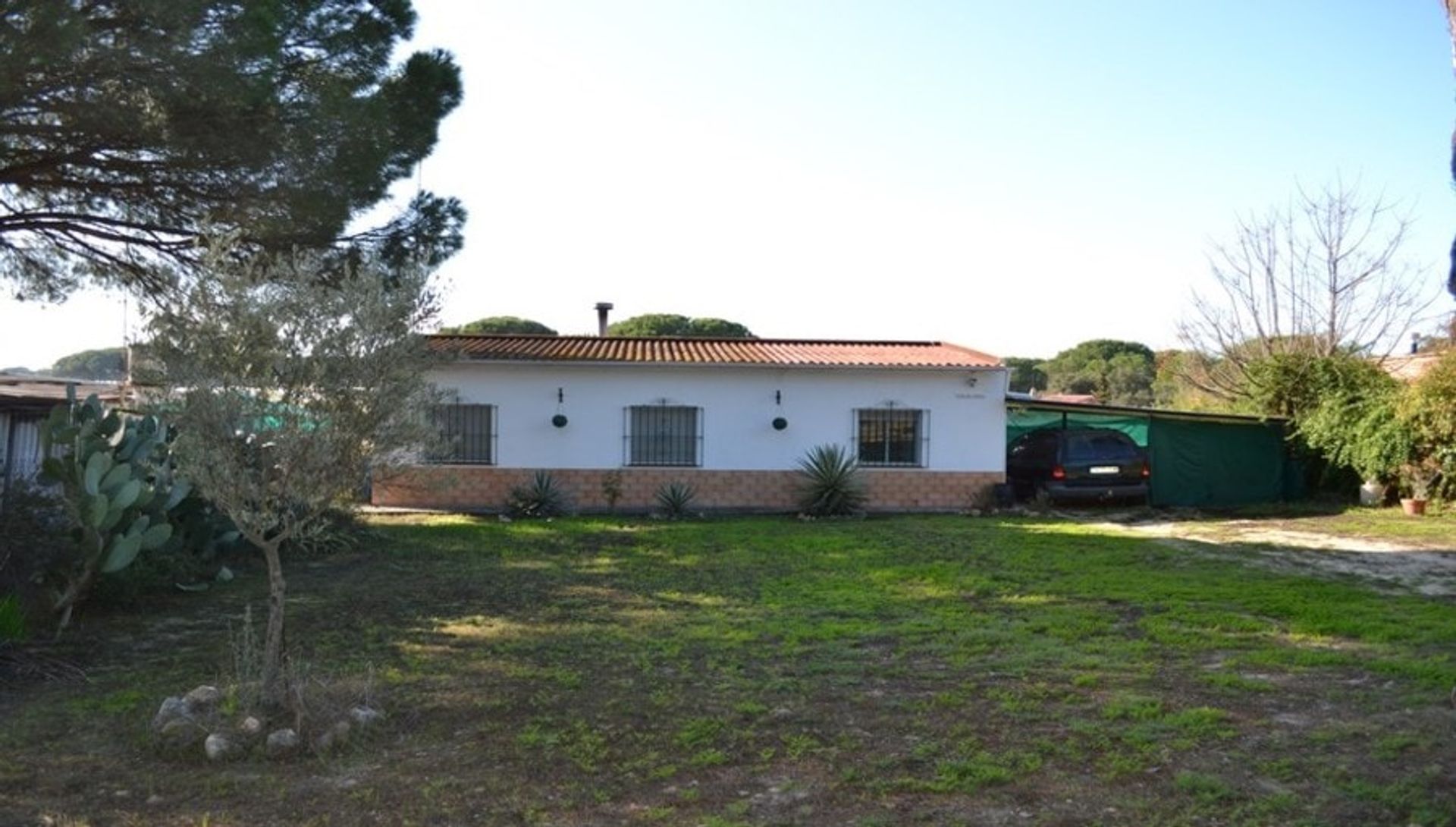 Rumah di Bonares, Andalucía 10750145