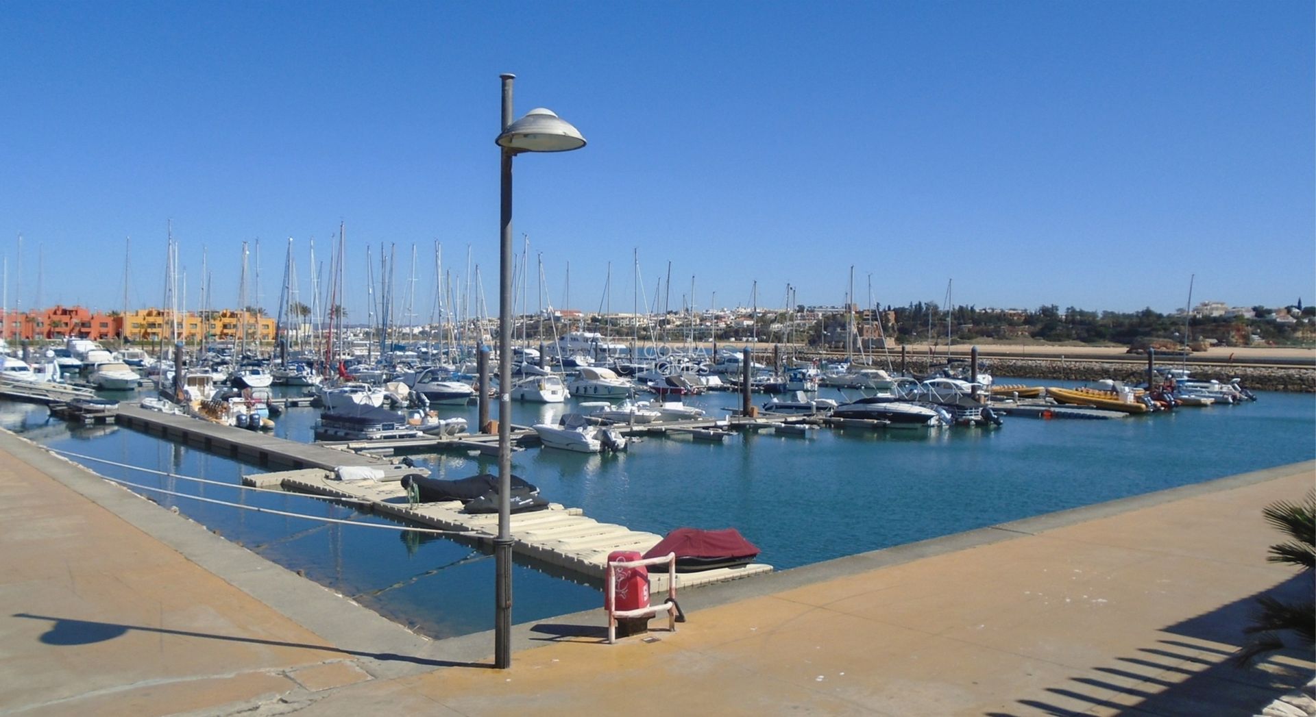 Industrial in Portimão, Faro District 10750156