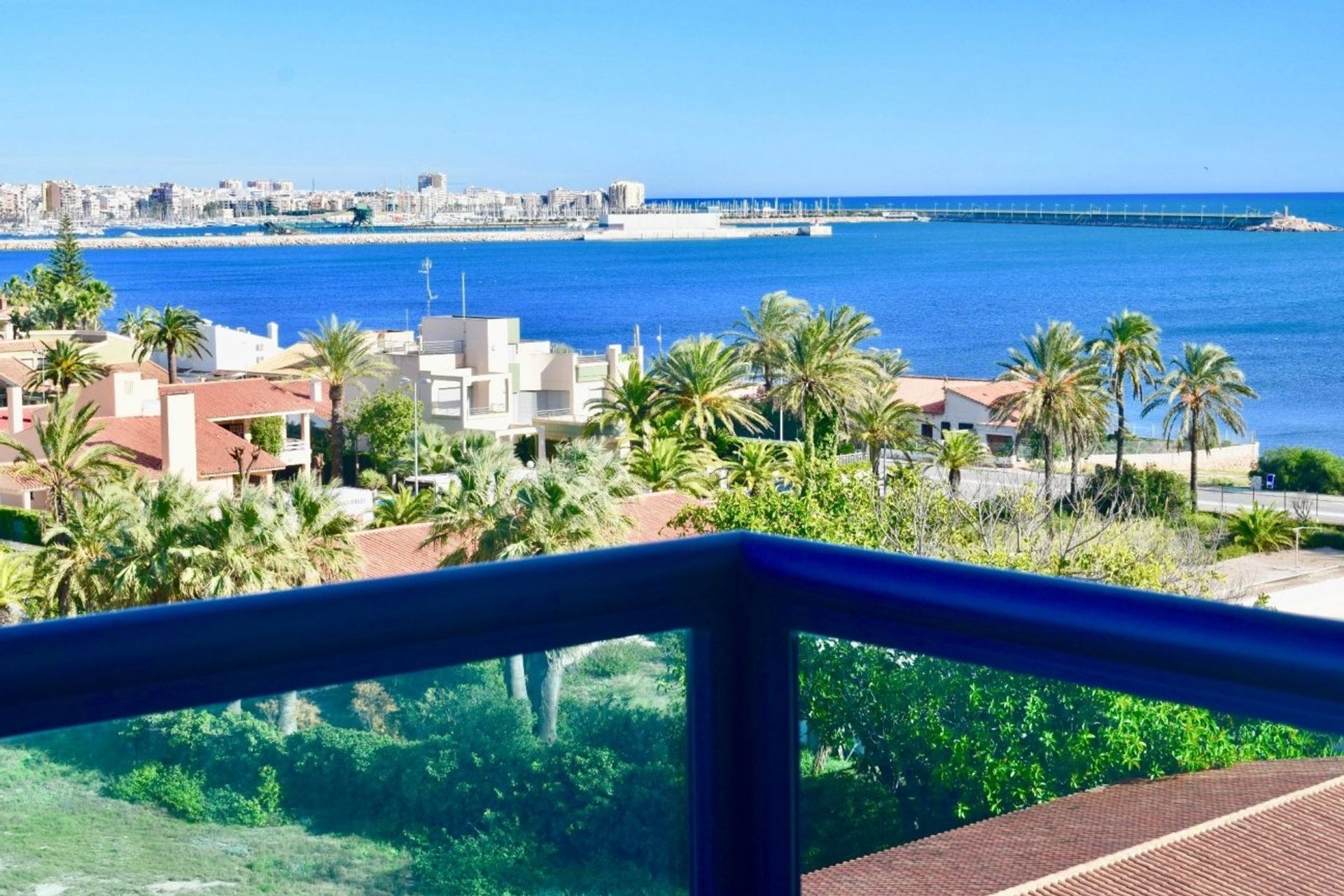 Condominium dans Torrevieja, Comunidad Valenciana 10750499