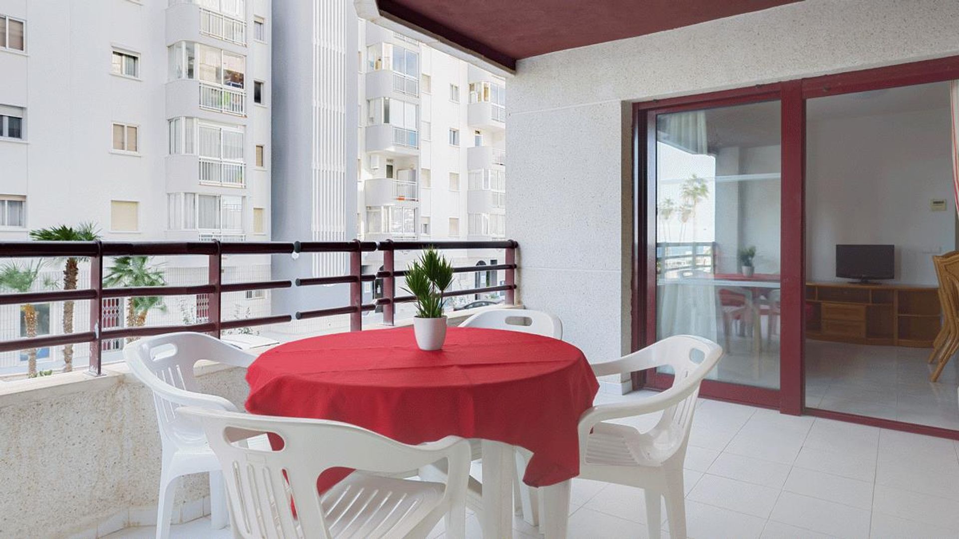 Condominium dans Calp, Comunidad Valenciana 10750503