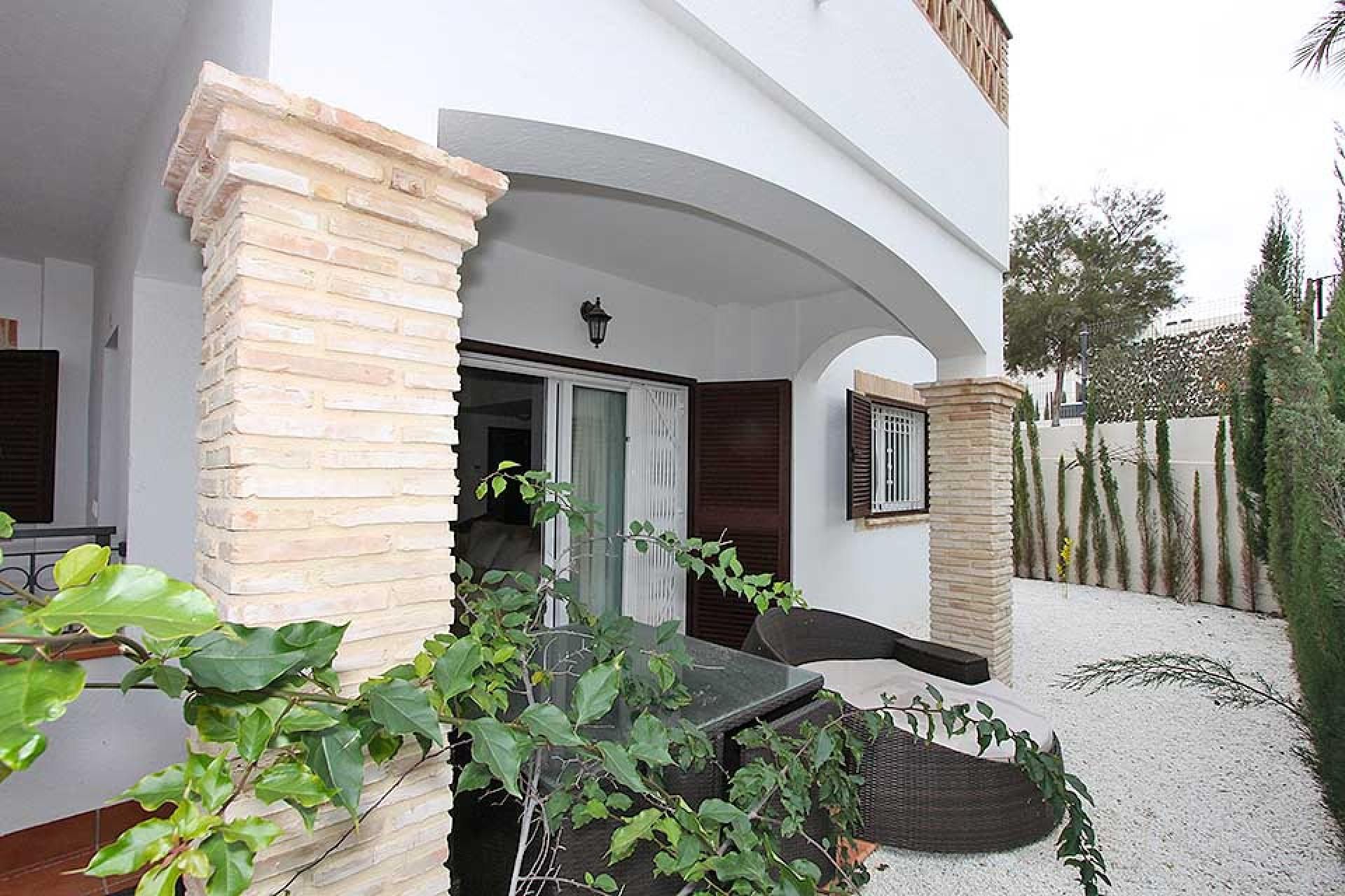 Huis in Torrevieja, Comunidad Valenciana 10750588