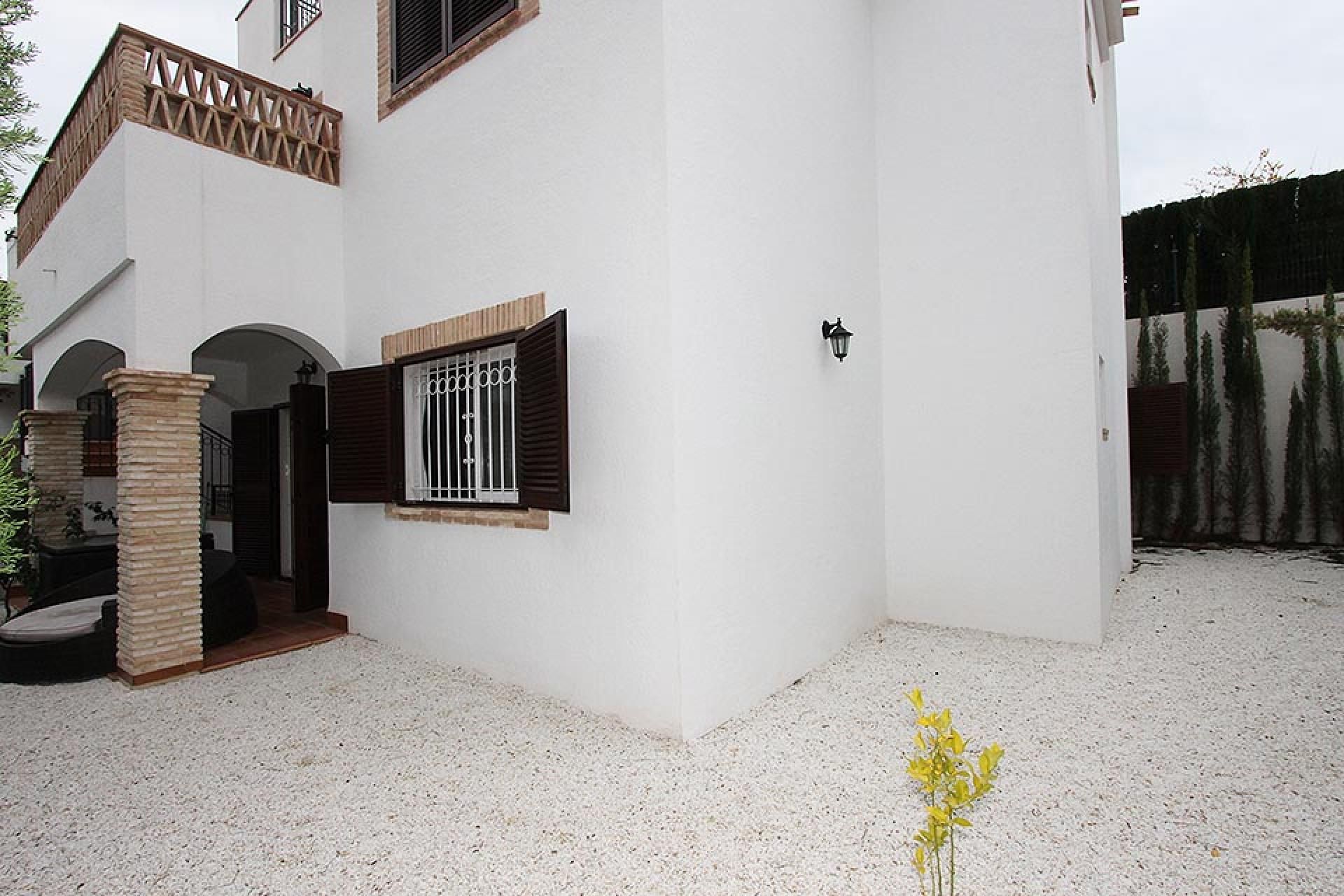 Huis in Torrevieja, Comunidad Valenciana 10750588