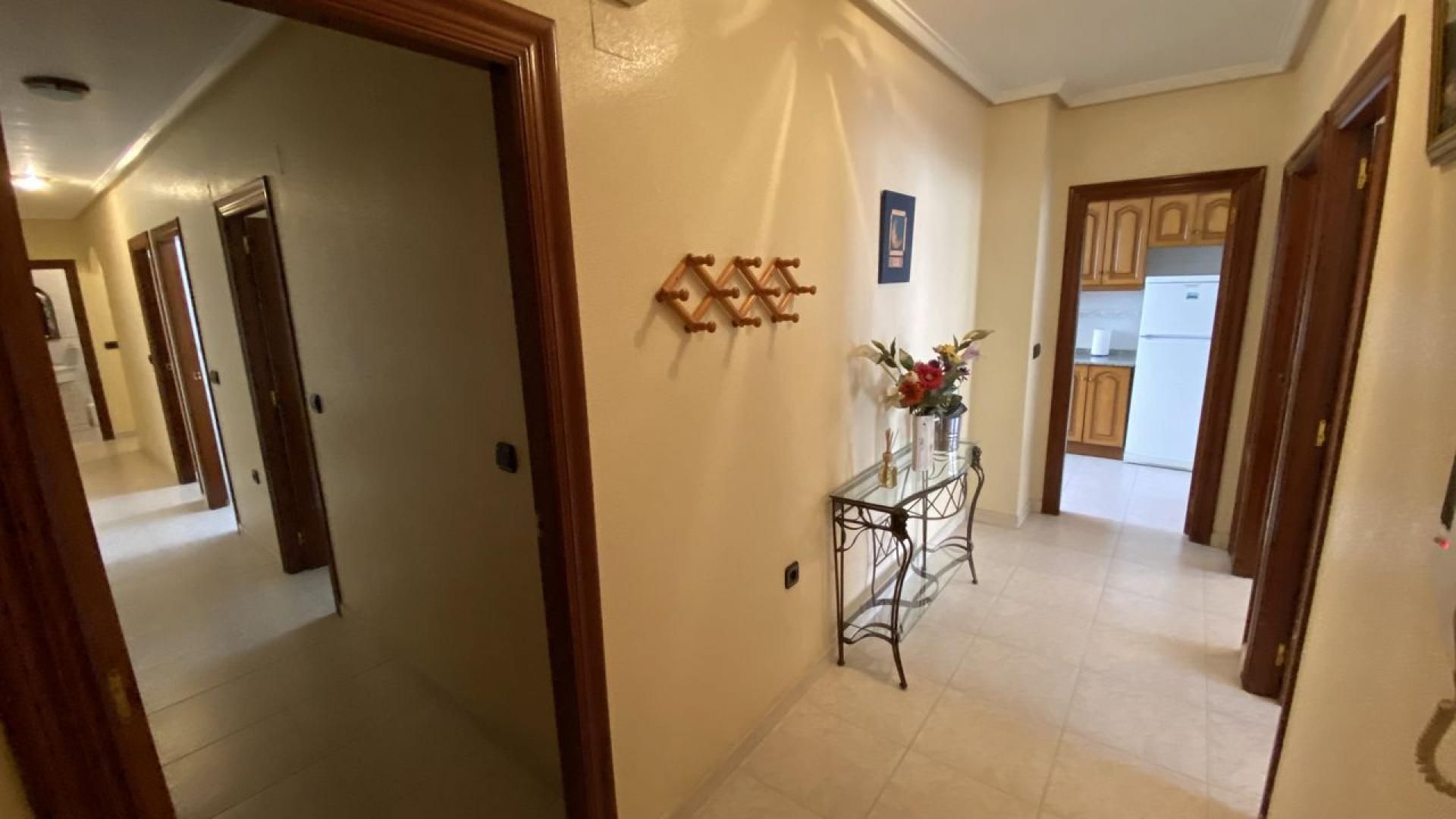 Condominium in Los Montesinos, Comunidad Valenciana 10750591