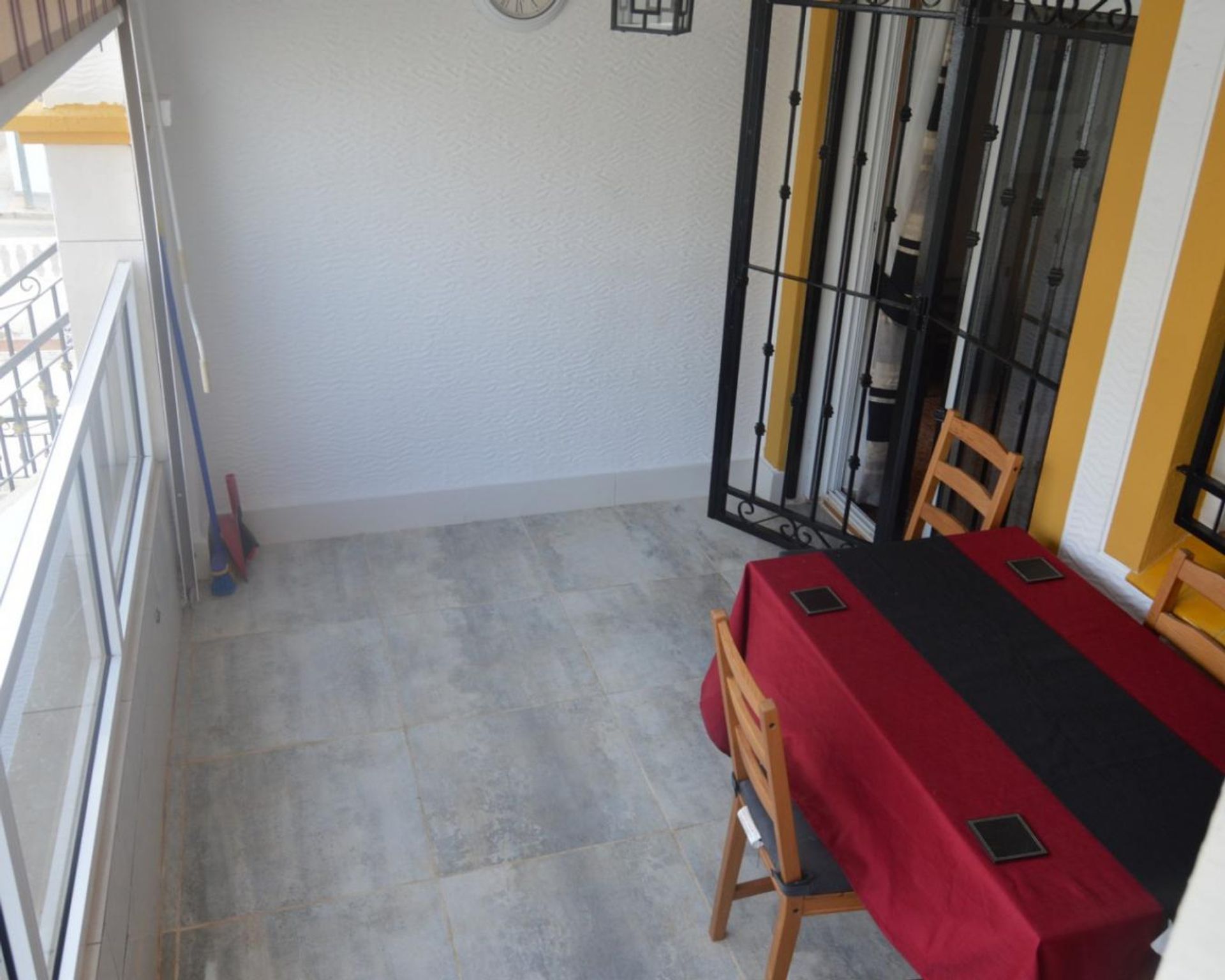 Condominium in Alicante, Valencia 10751077