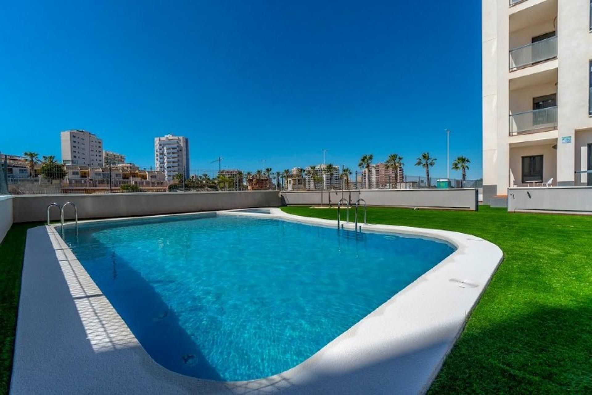 Condominio nel Guardamar del Segura, Comunidad Valenciana 10751180