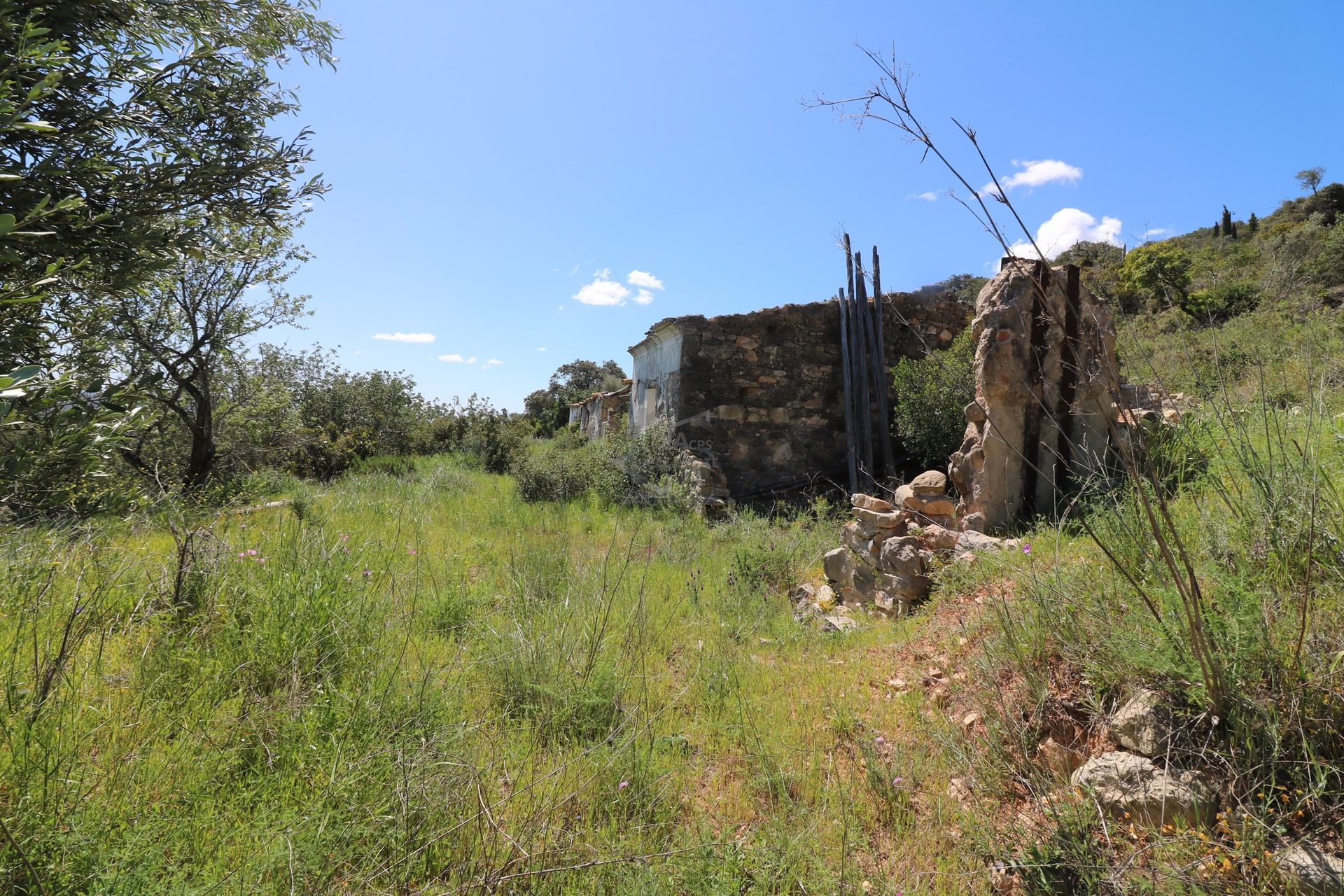 Land in Guelhim, Faro 10751279