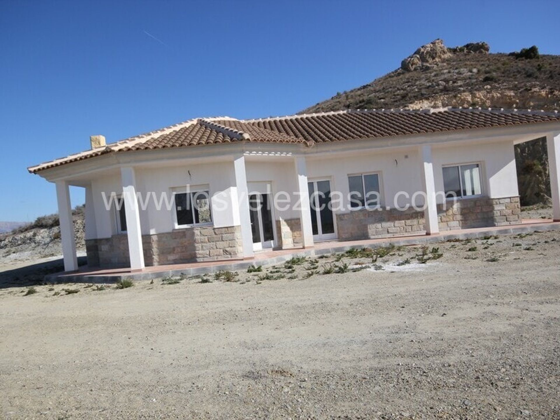 rumah dalam Chirivel, Andalusia 10751484