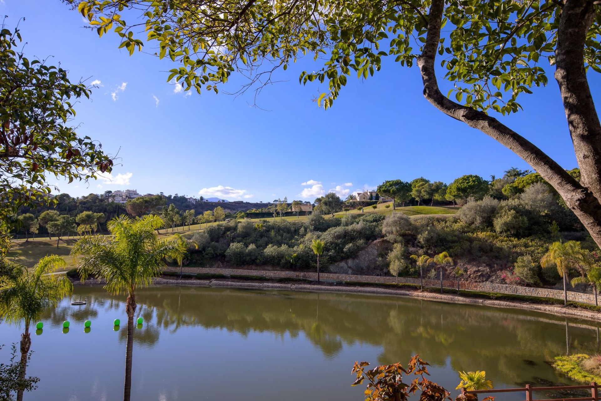 Γη σε Benahavís, Andalucía 10751863