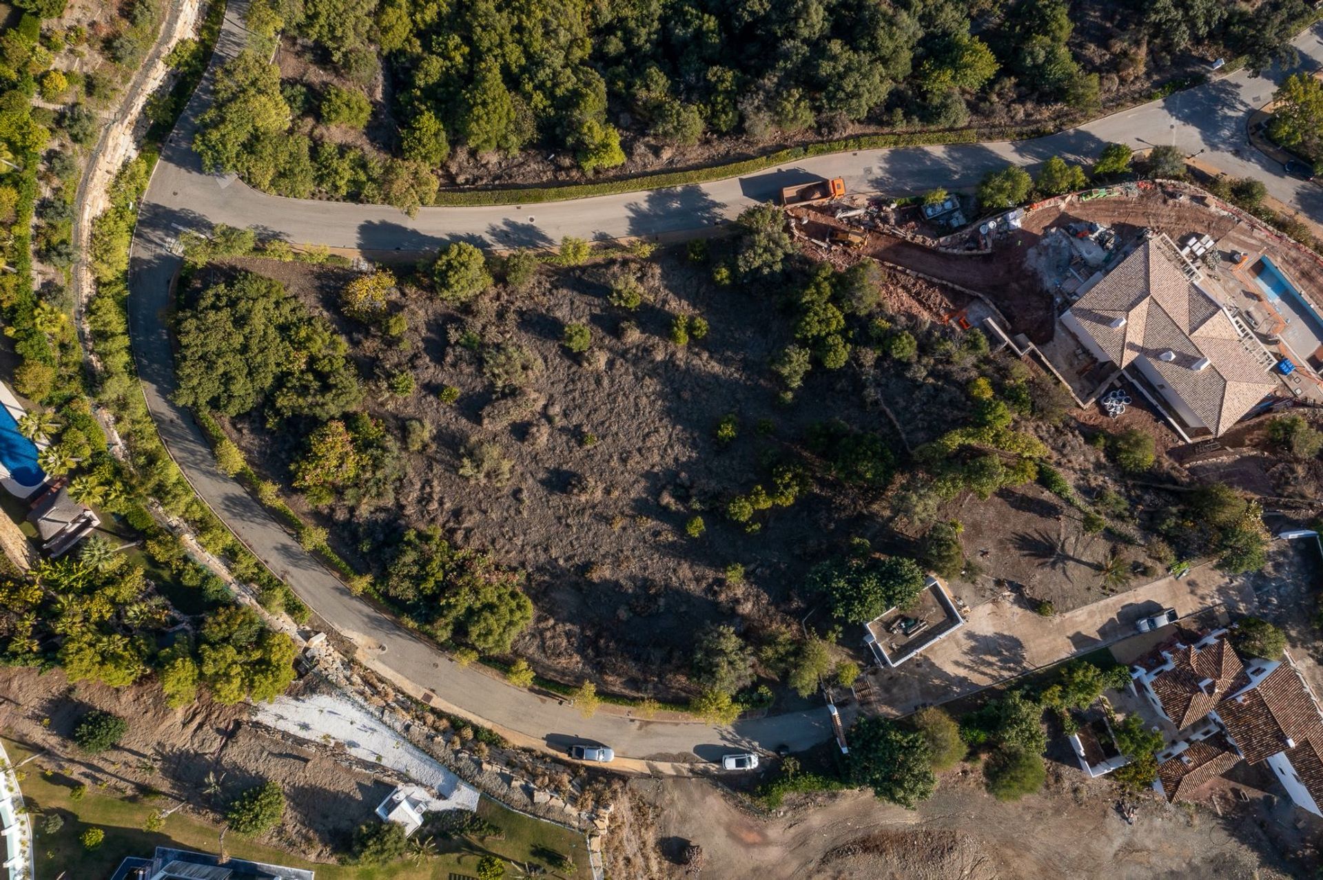 Land in Benahavís, Andalucía 10751863